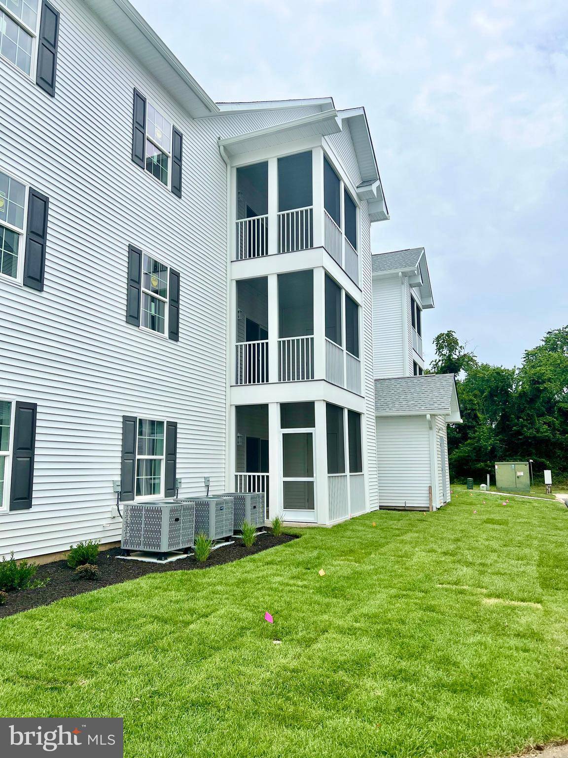 Ocean View, DE 19970,30609 CEDAR NECK RD #3103