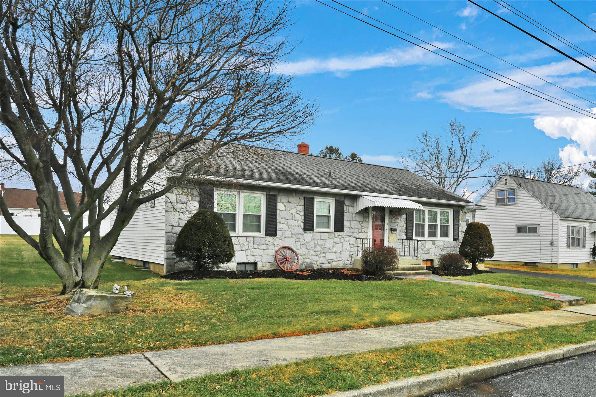 Cleona, PA 17042,565 W LOCUST ST