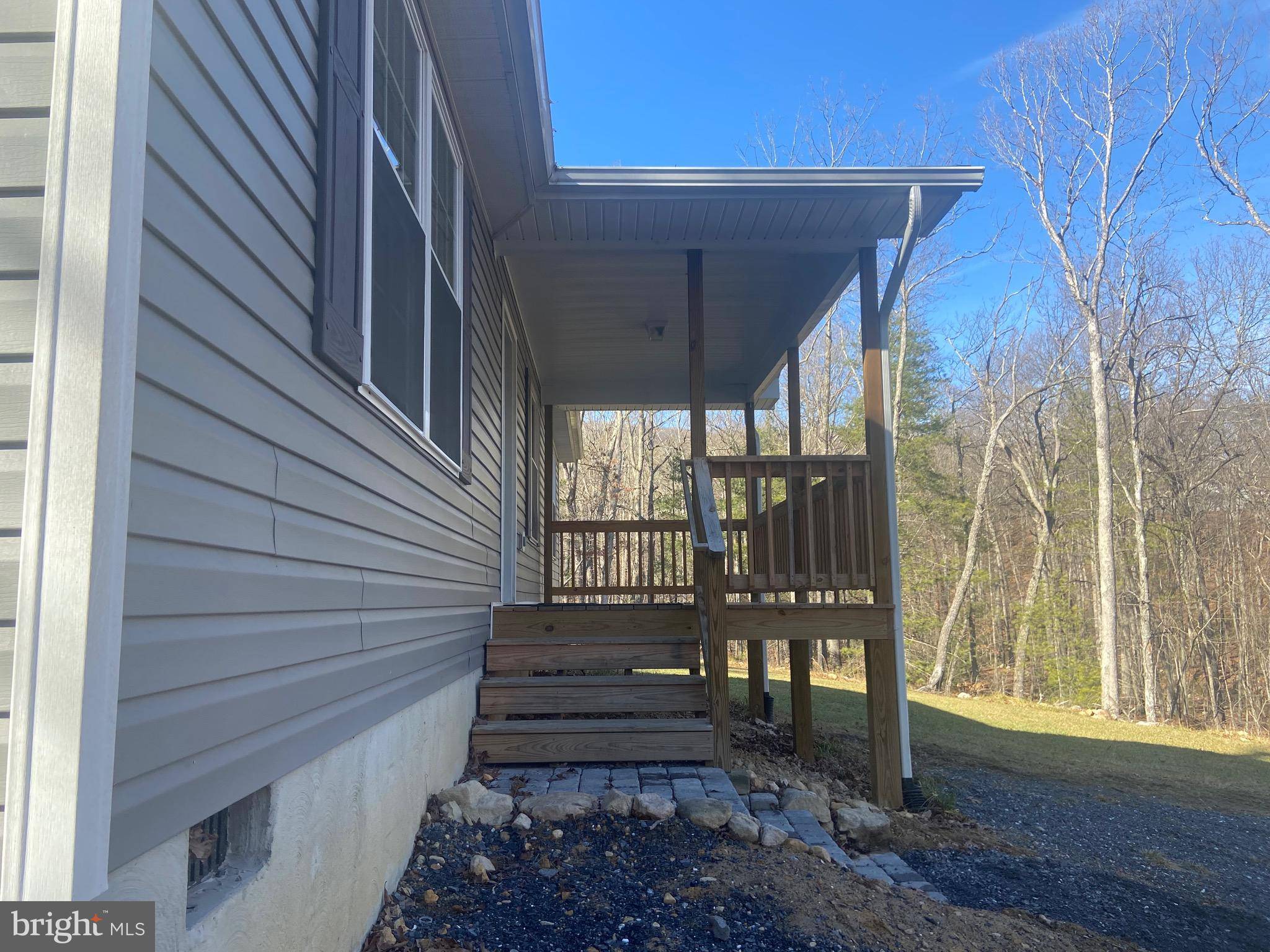 Fort Valley, VA 22652,407 BUCK RUN LN