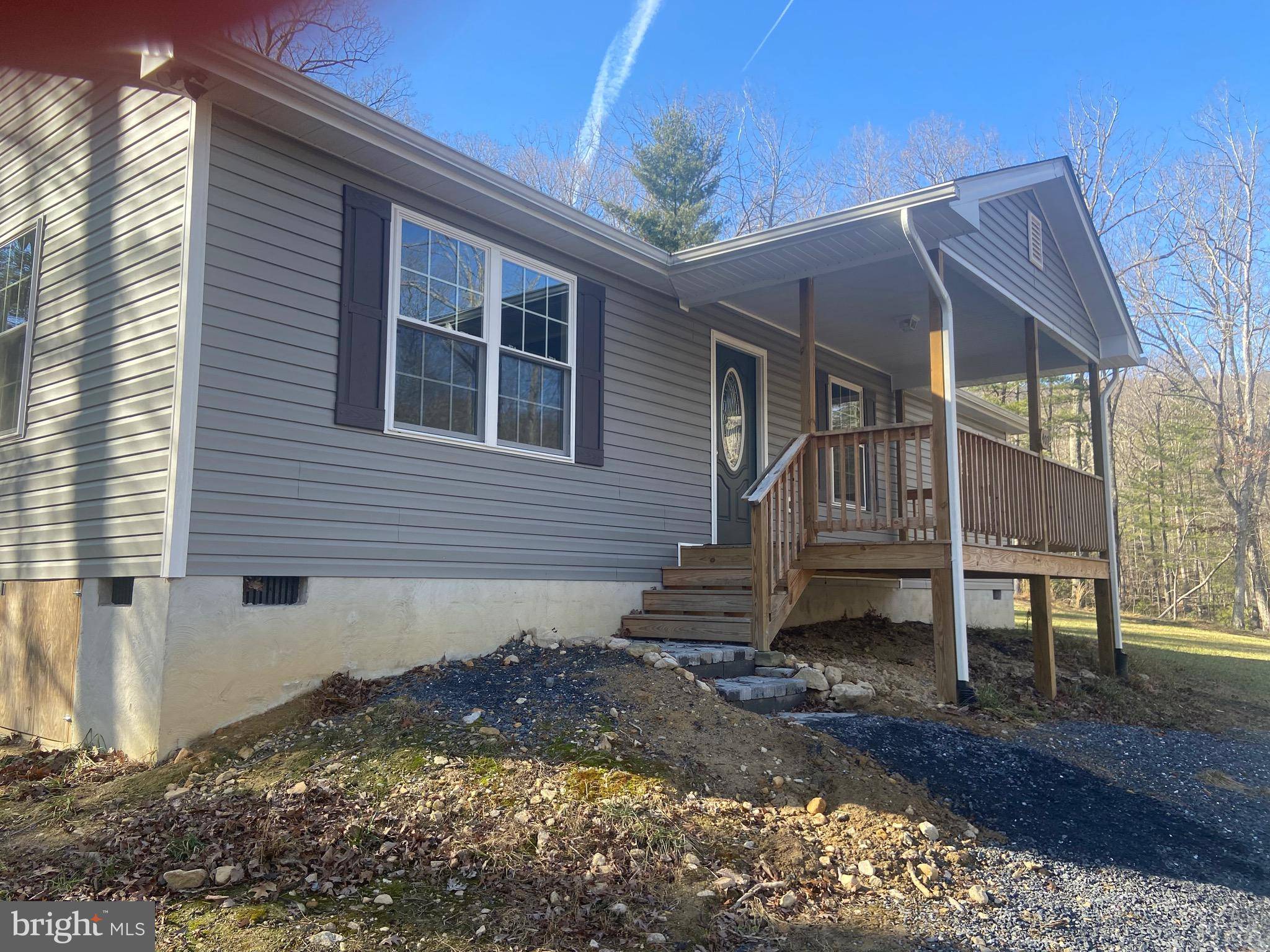 Fort Valley, VA 22652,407 BUCK RUN LN