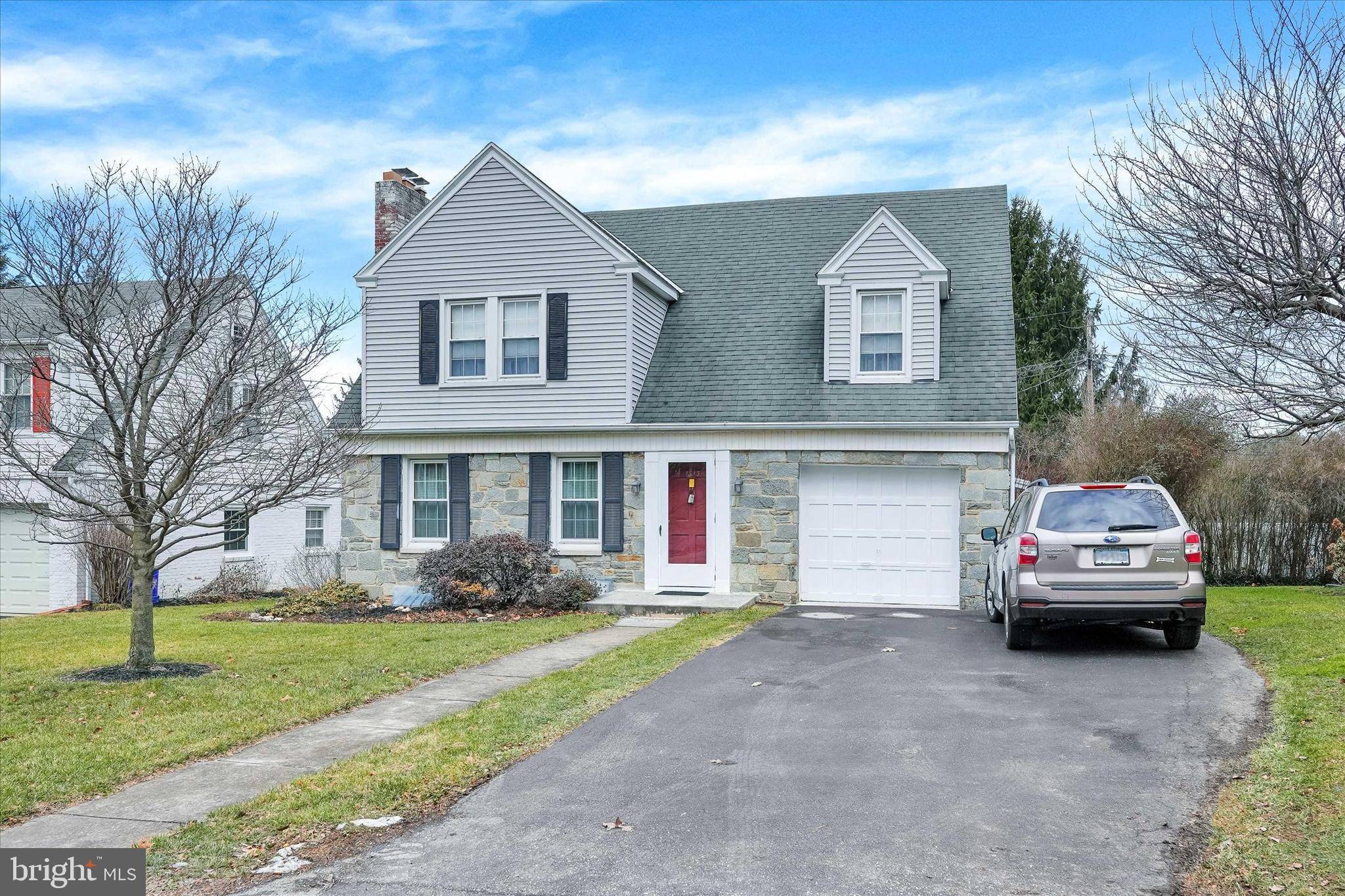 York, PA 17403,1513 CLOVER LN