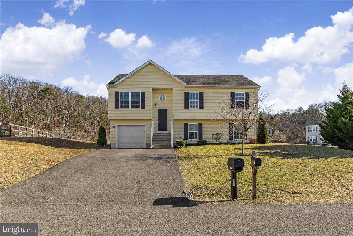 Inwood, WV 25428,153 EISENHOWER CIR