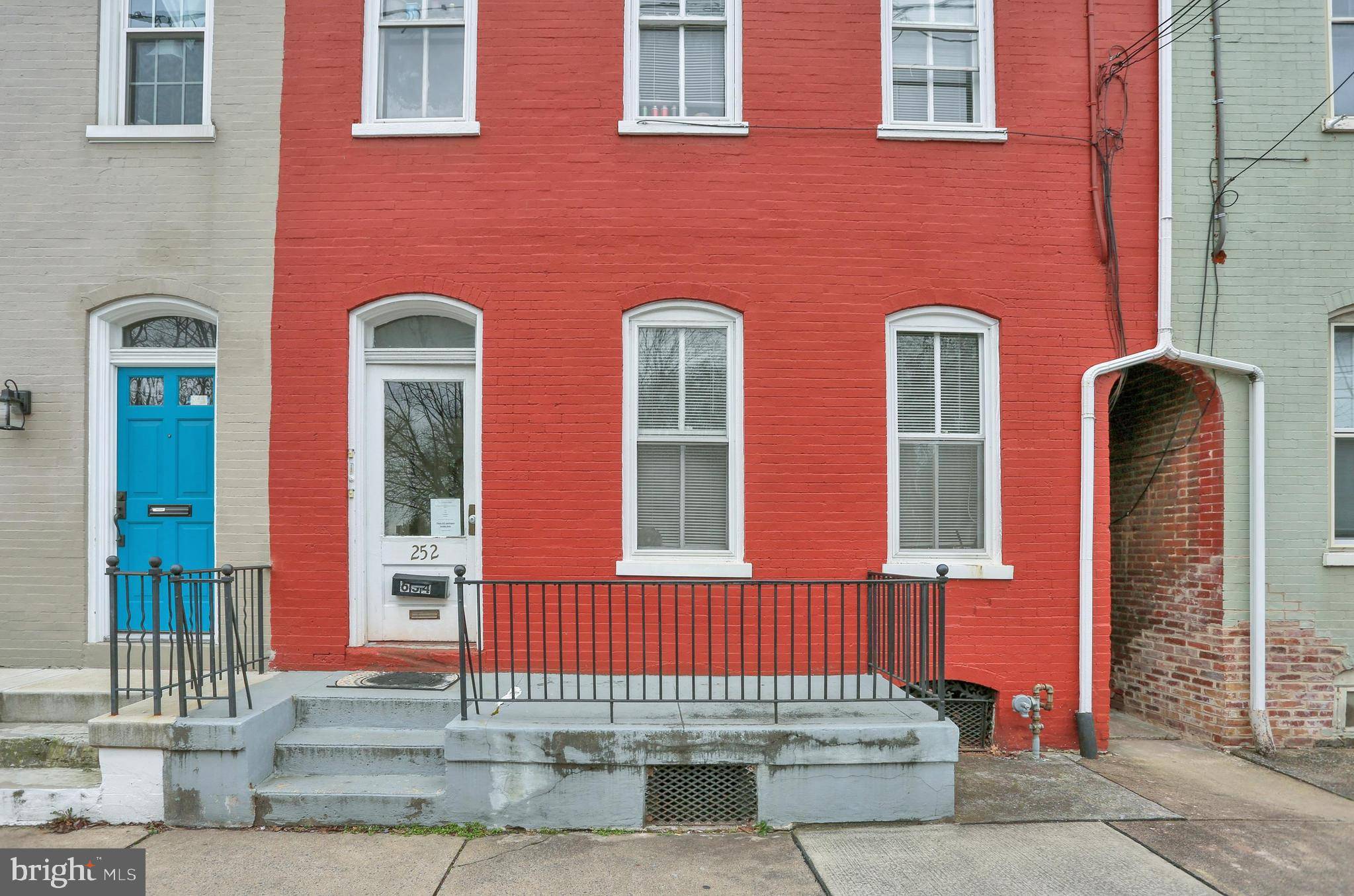 Lancaster, PA 17602,252 E WALNUT ST