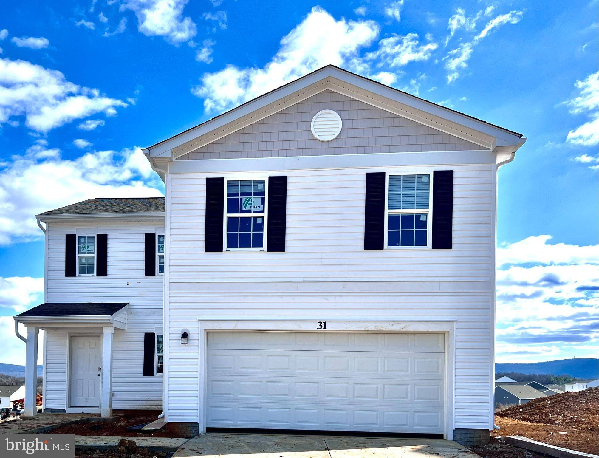 Charles Town, WV 25414,31 OLANDER CT