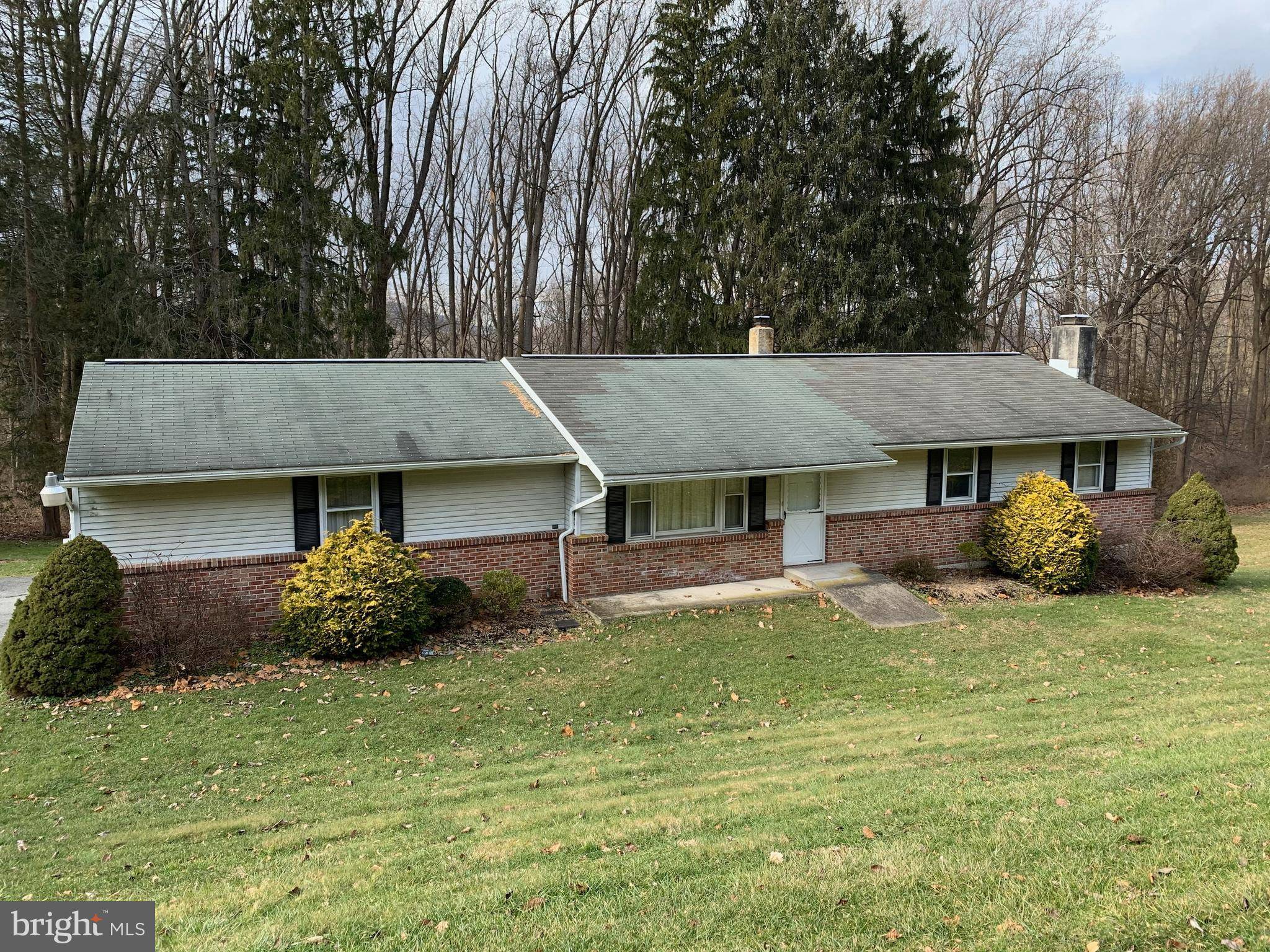 Mohnton, PA 19540,915 SCENIC DR