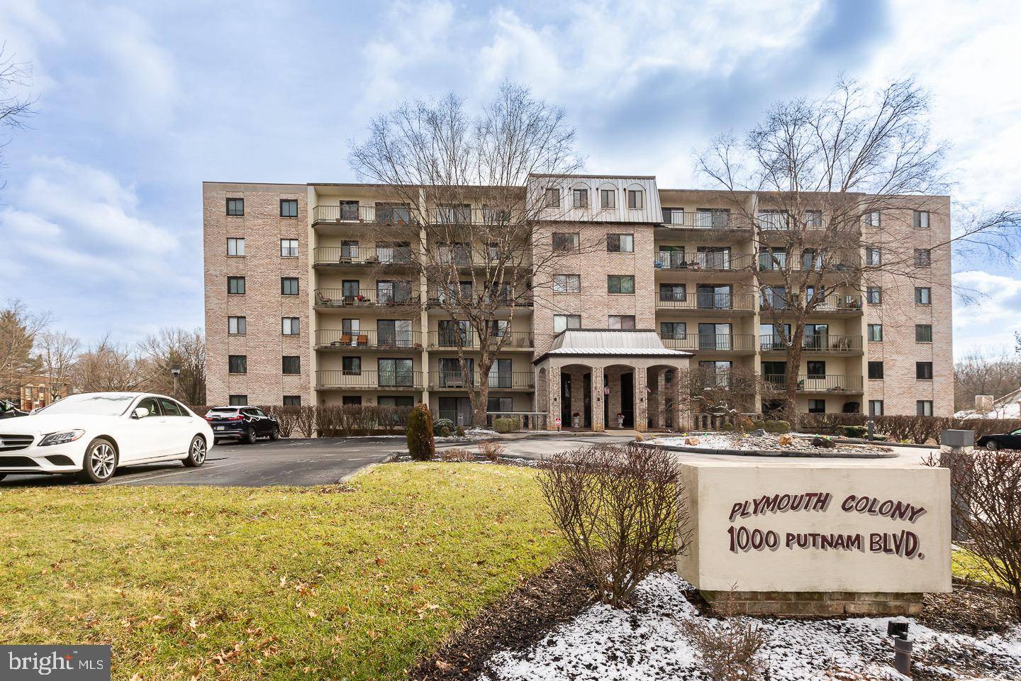 Wallingford, PA 19086,1000 PUTNAM BLVD #205