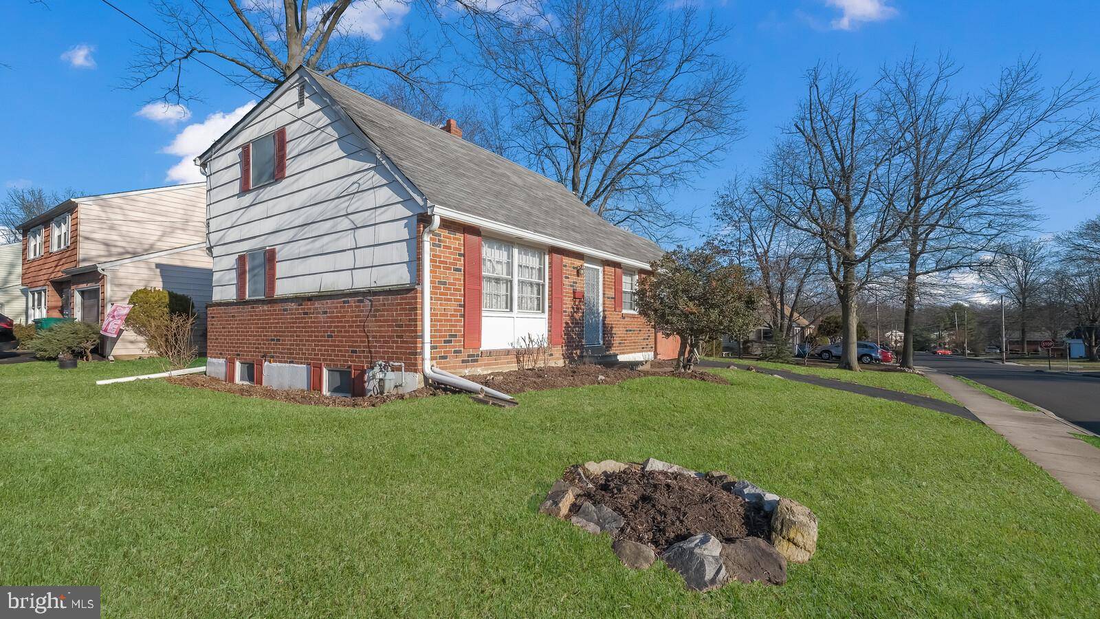 Lansdale, PA 19446,631 CYPRESS ST