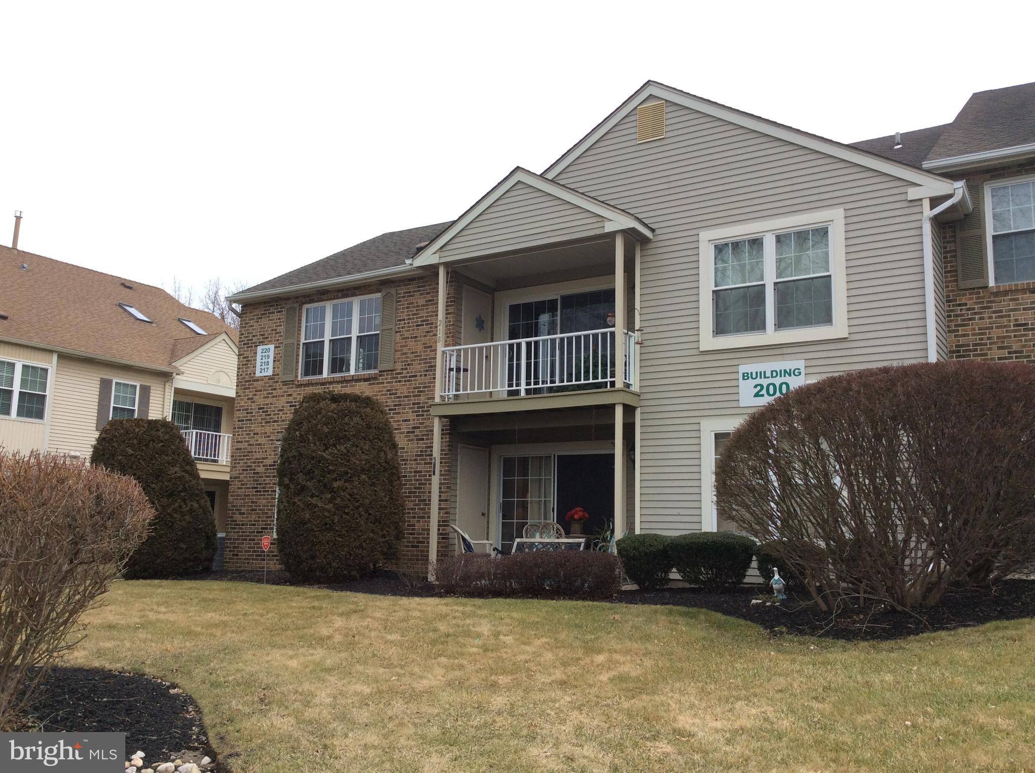 Mount Laurel, NJ 08054,217-A THORNWOOD DR