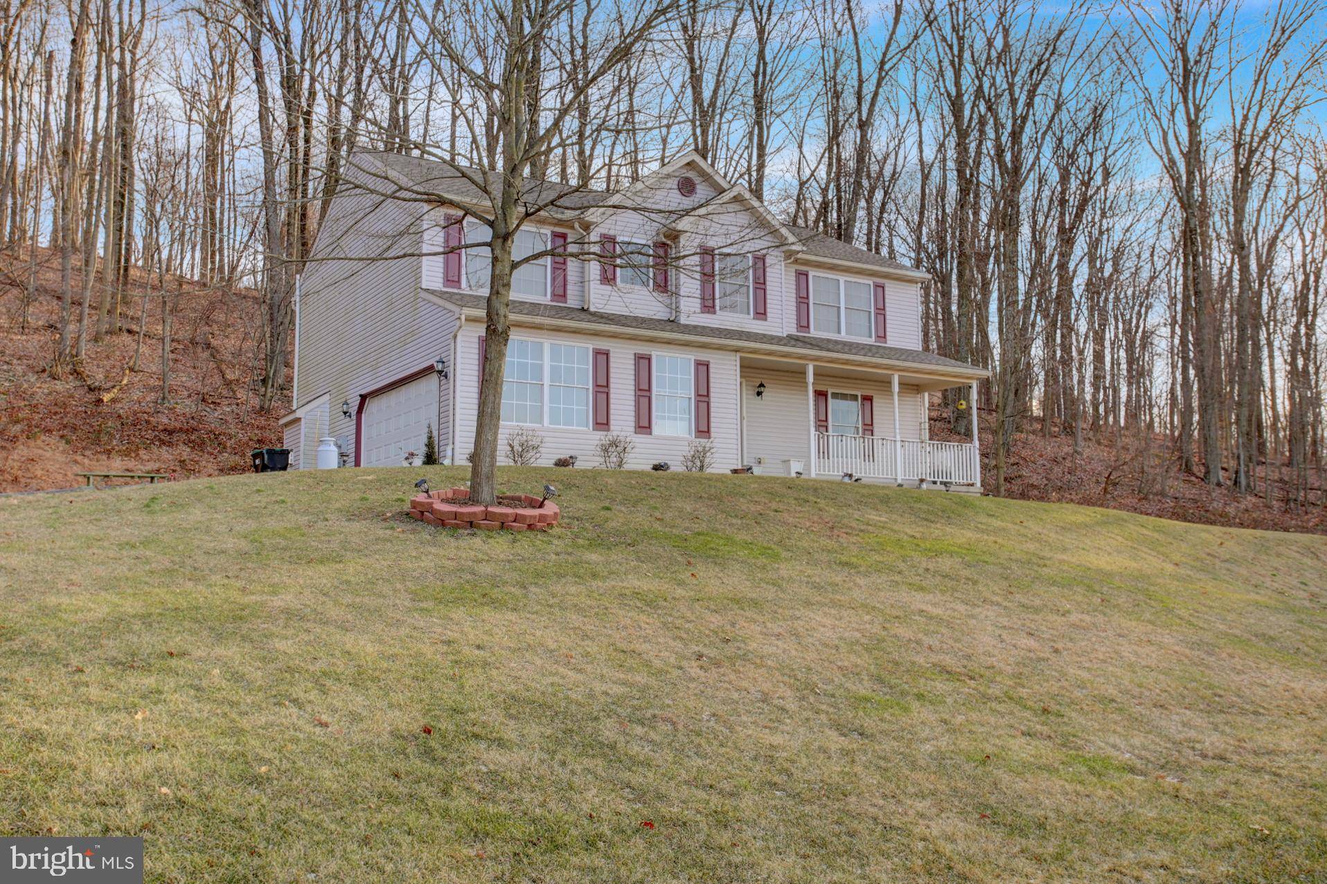 Blandon, PA 19510,417 ACER DR