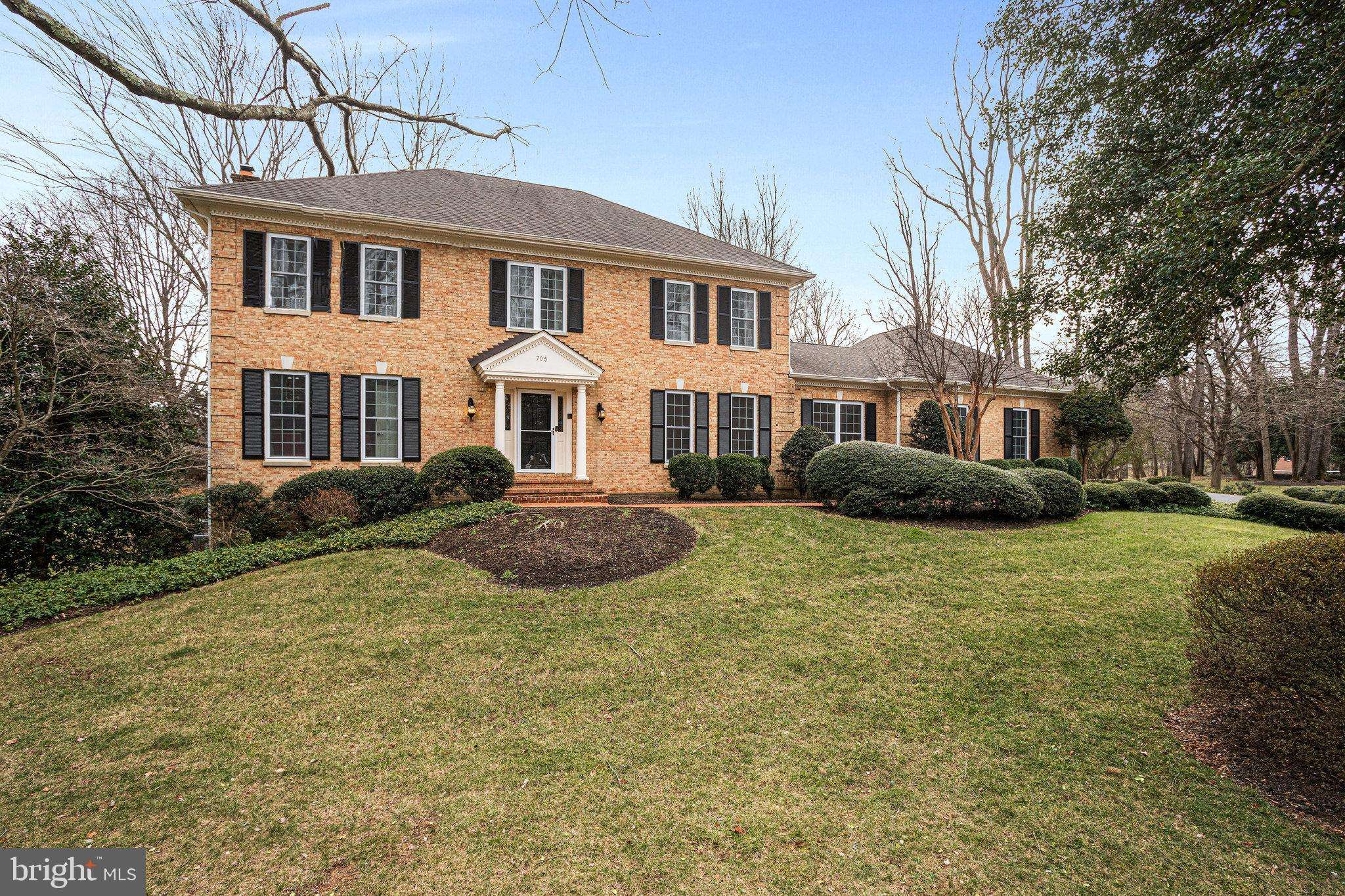 Great Falls, VA 22066,705 CROWN MEADOW DR