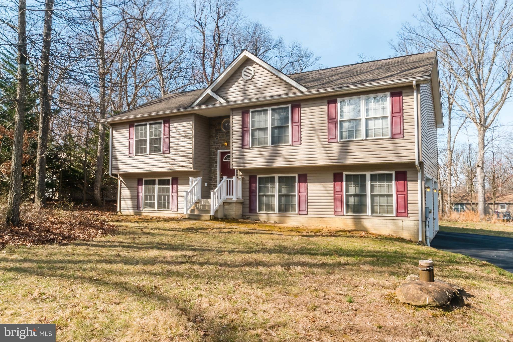 Harpers Ferry, WV 25425,319 SAWYER LN