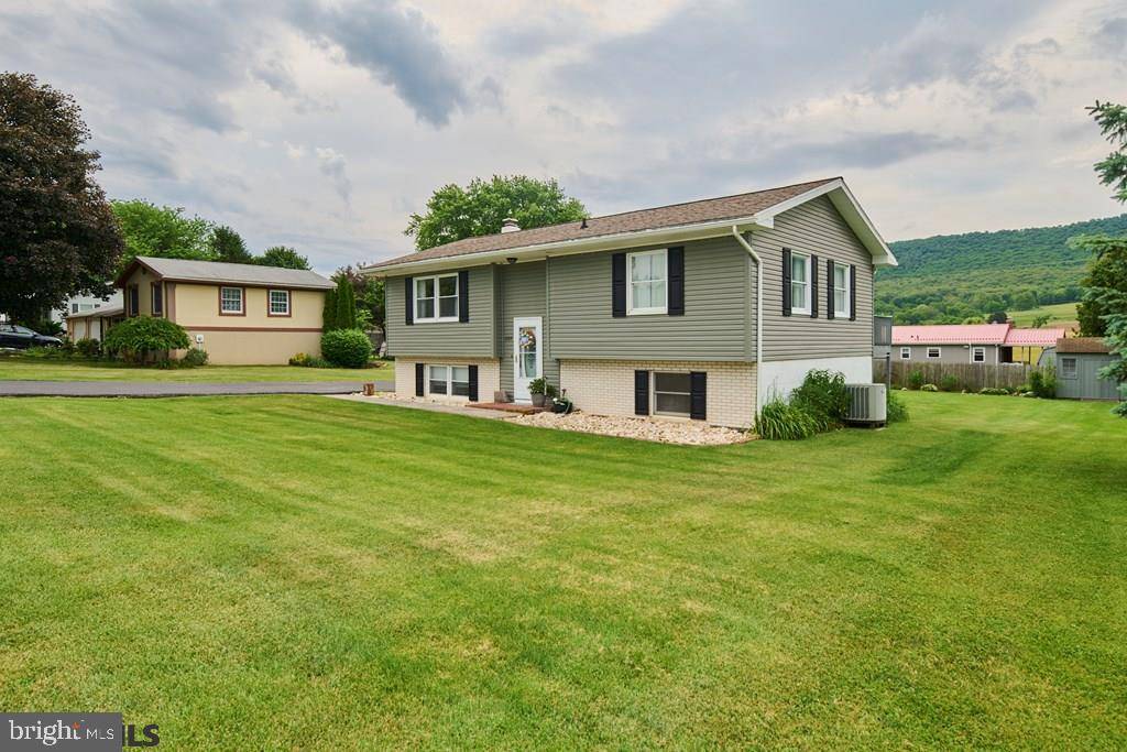 Bellefonte, PA 16823,1222 DORUSS DR