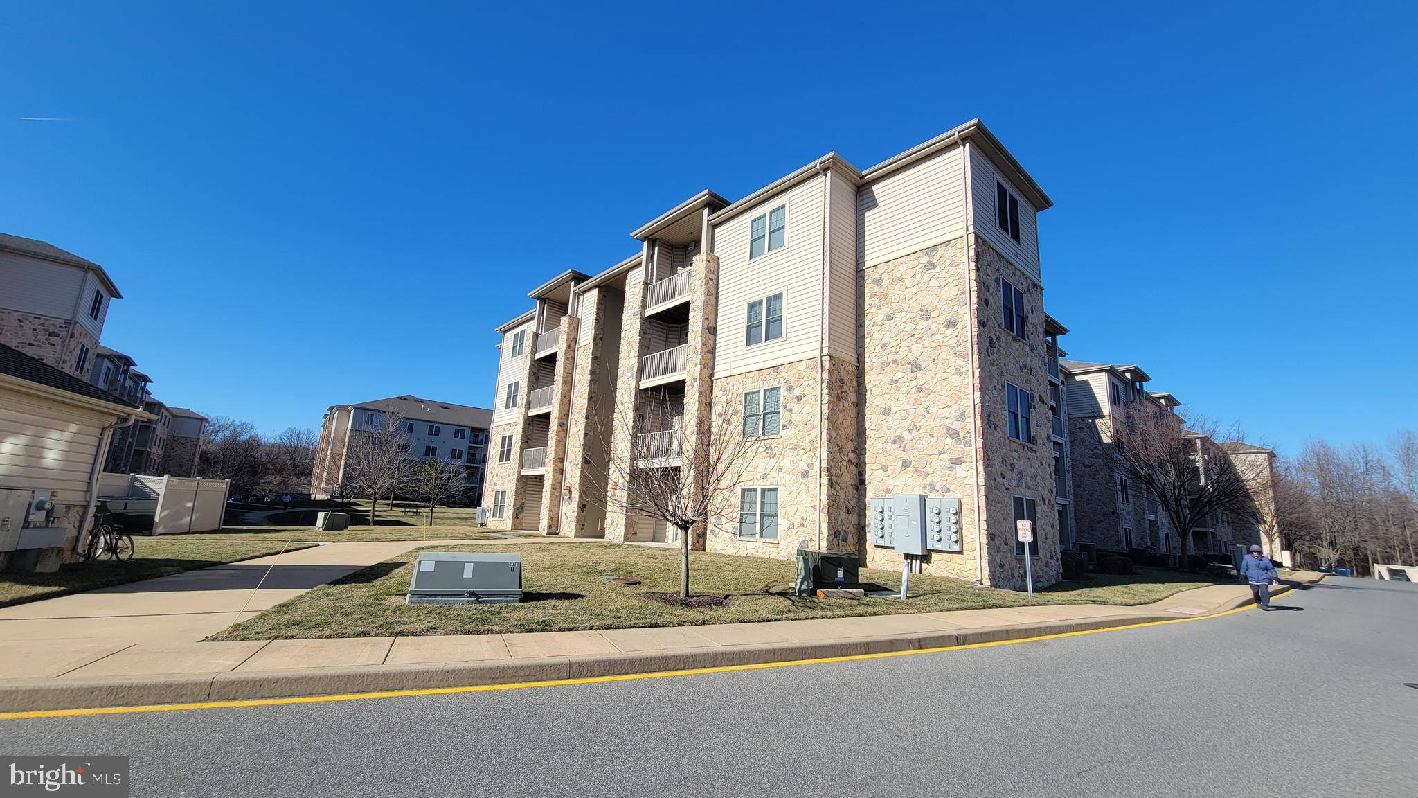 Newark, DE 19713,1000-UNIT 413 FOUNTAINVIEW CIR