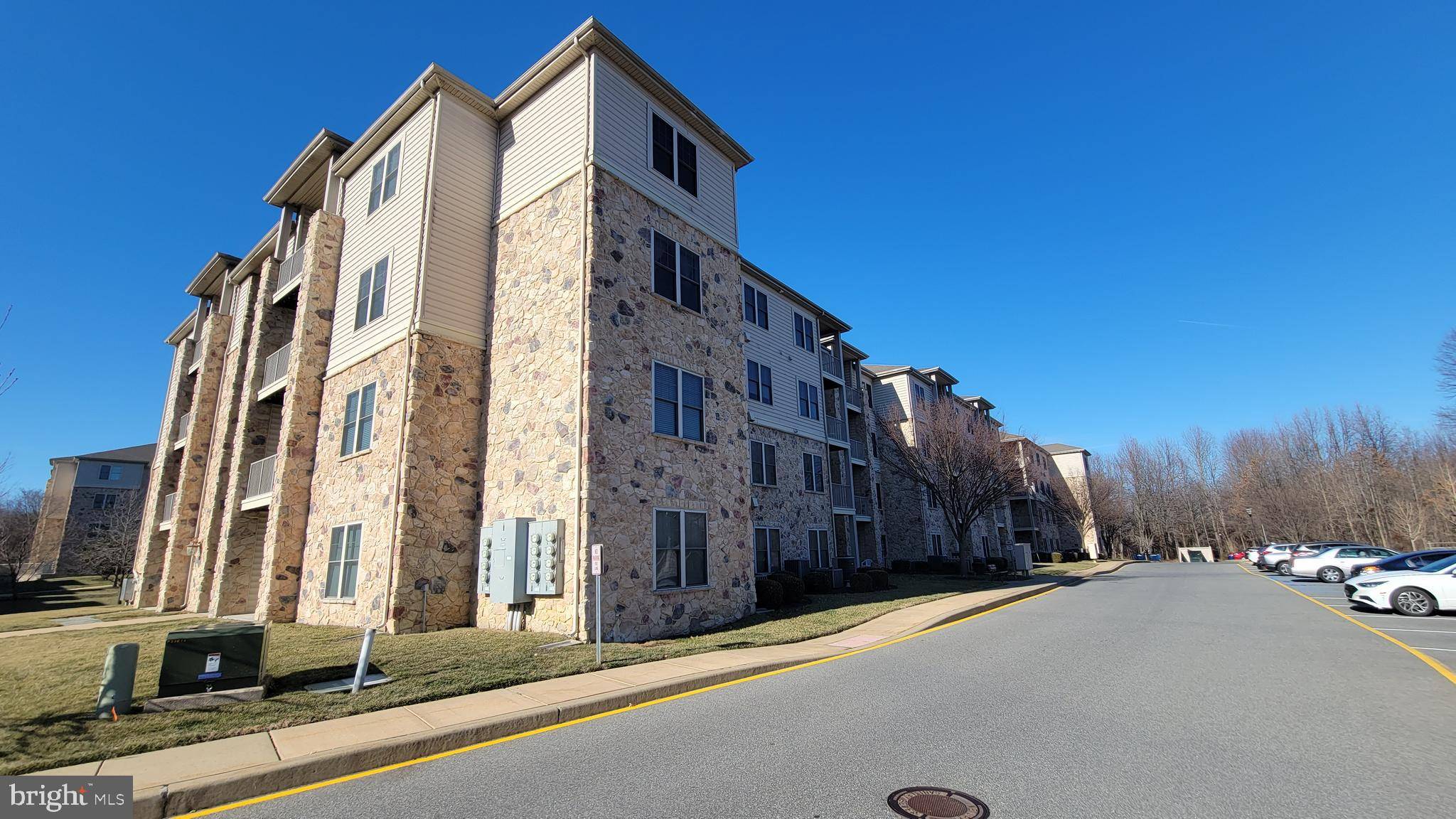 Newark, DE 19713,1000-UNIT 413 FOUNTAINVIEW CIR