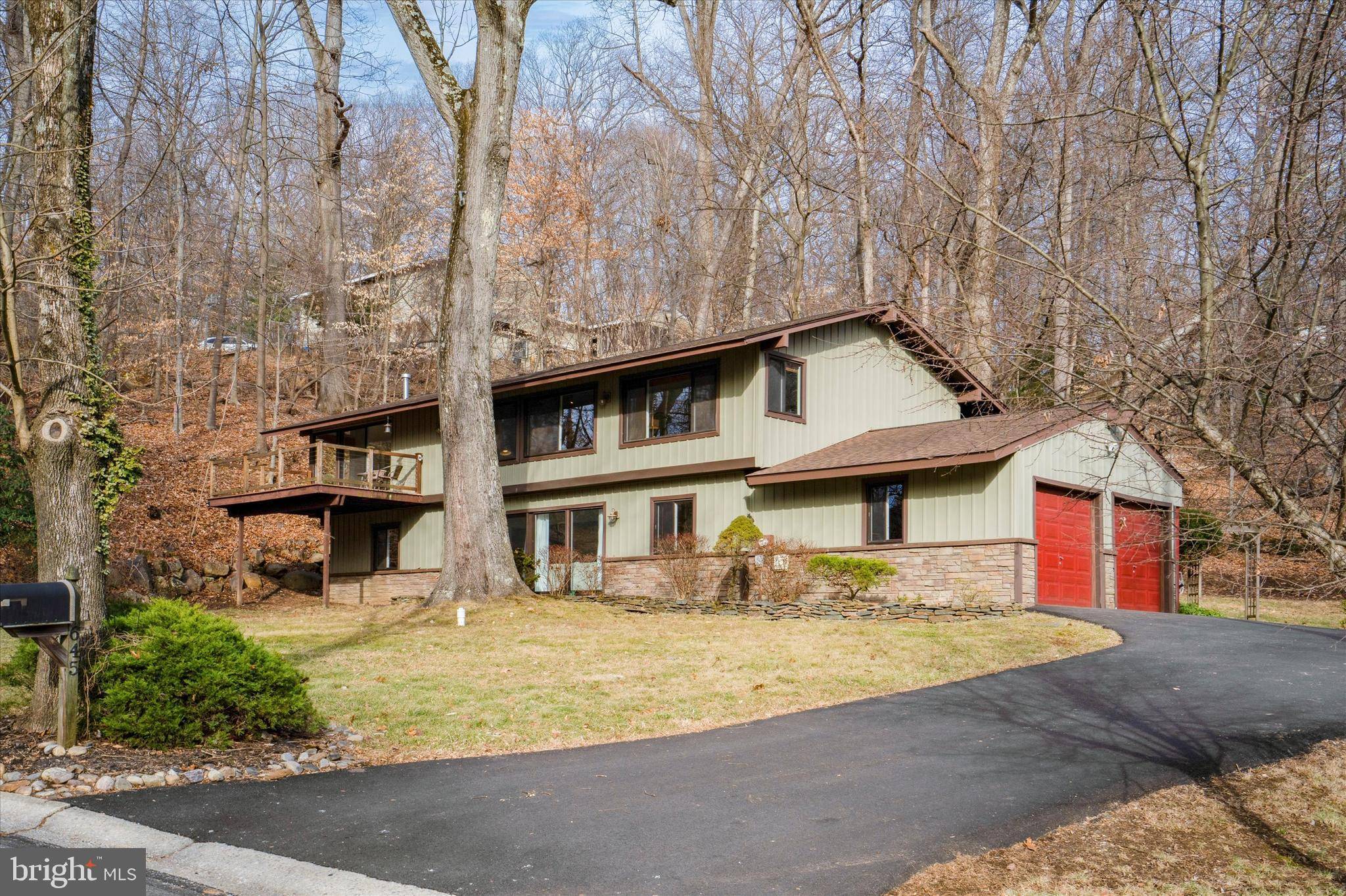 Wayne, PA 19087,645 TWIN BRIDGE DR