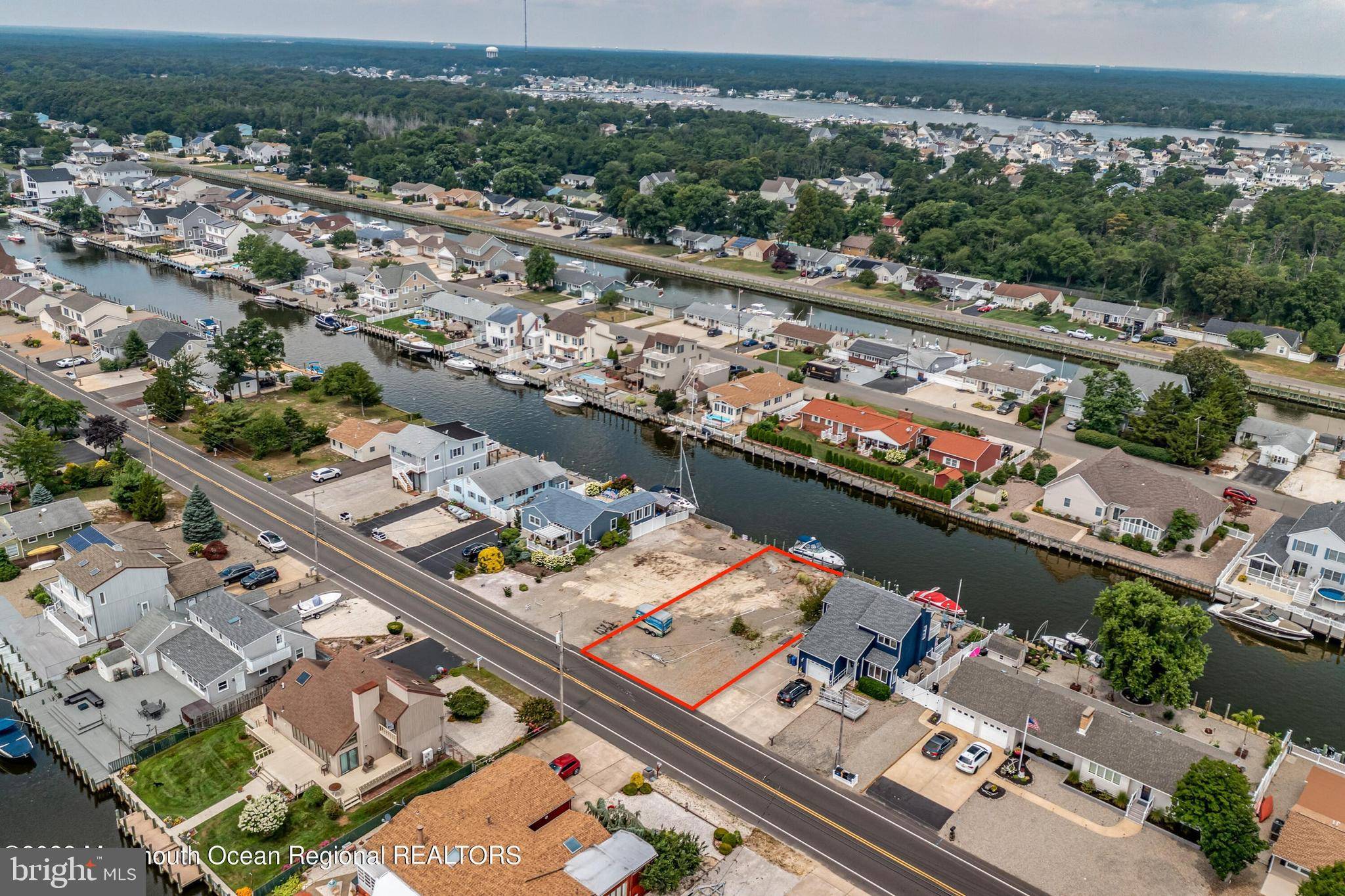 Lanoka Harbor, NJ 08734,1006 LAUREL BLVD #B