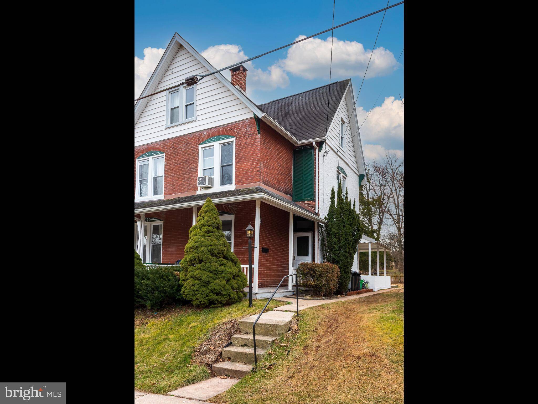 Spring City, PA 19475,510 HECKEL AVE