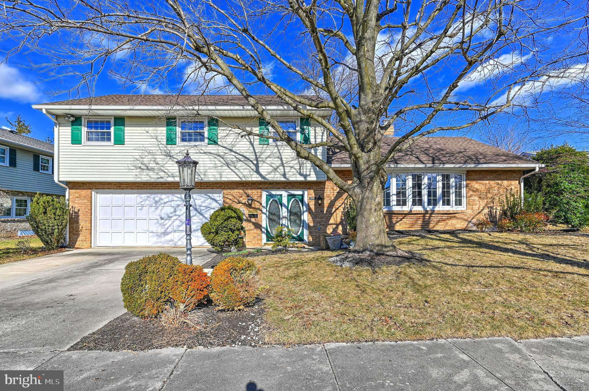 Hanover, PA 17331,445 CLEARVIEW RD