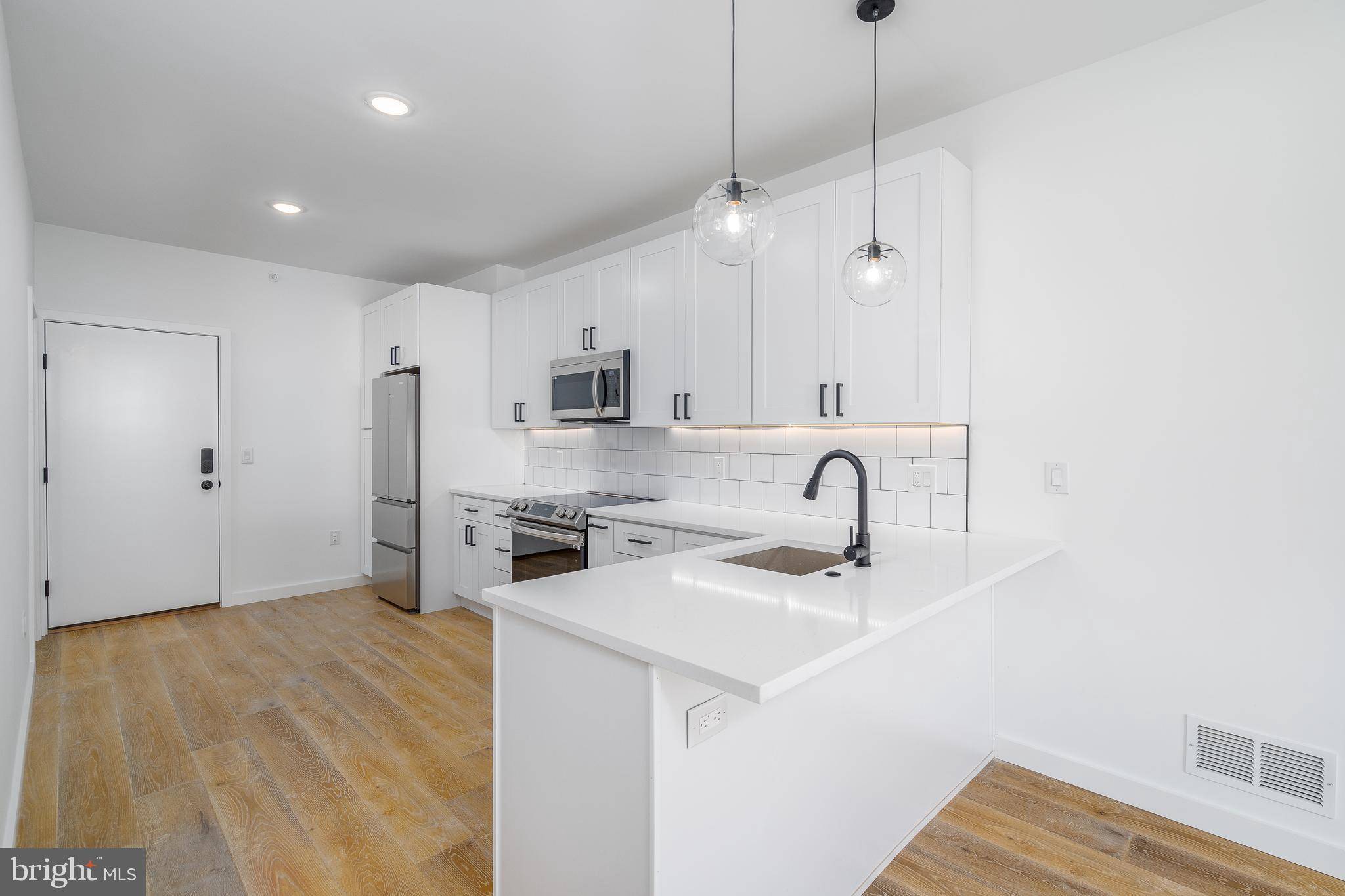 Philadelphia, PA 19130,1729 FRANCIS ST