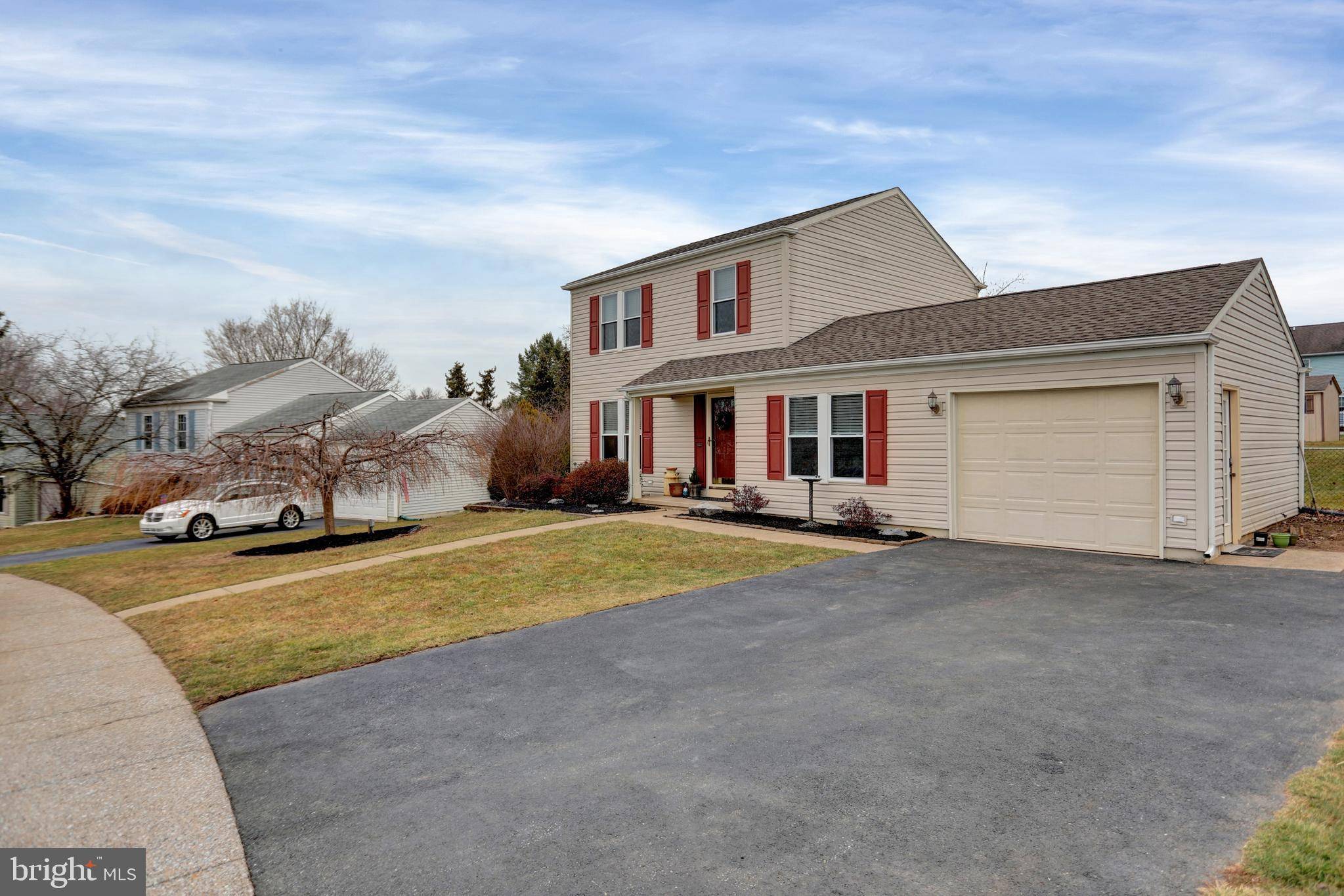 Mechanicsburg, PA 17050,7 COTTAGE CT