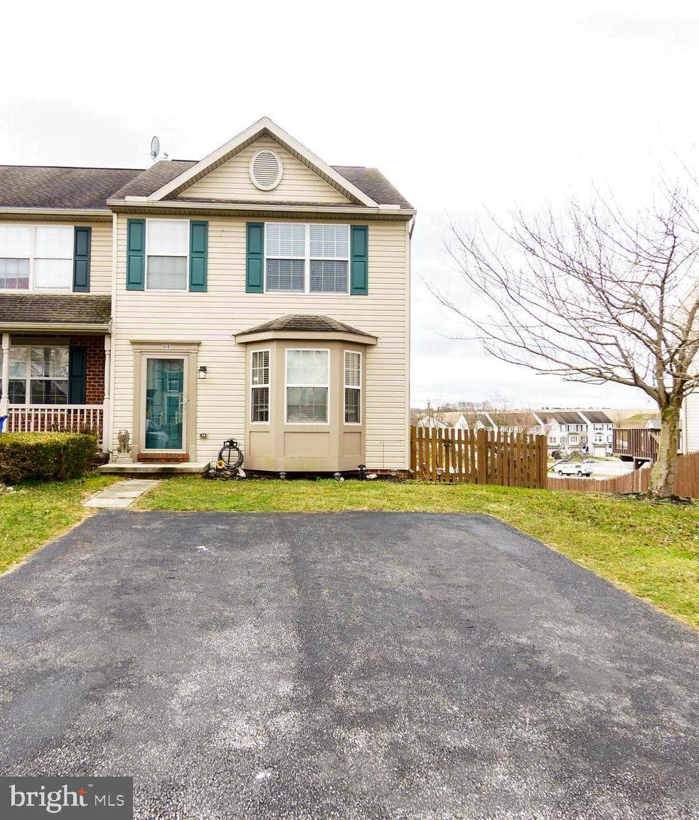 Hanover, PA 17331,109 SARA LN