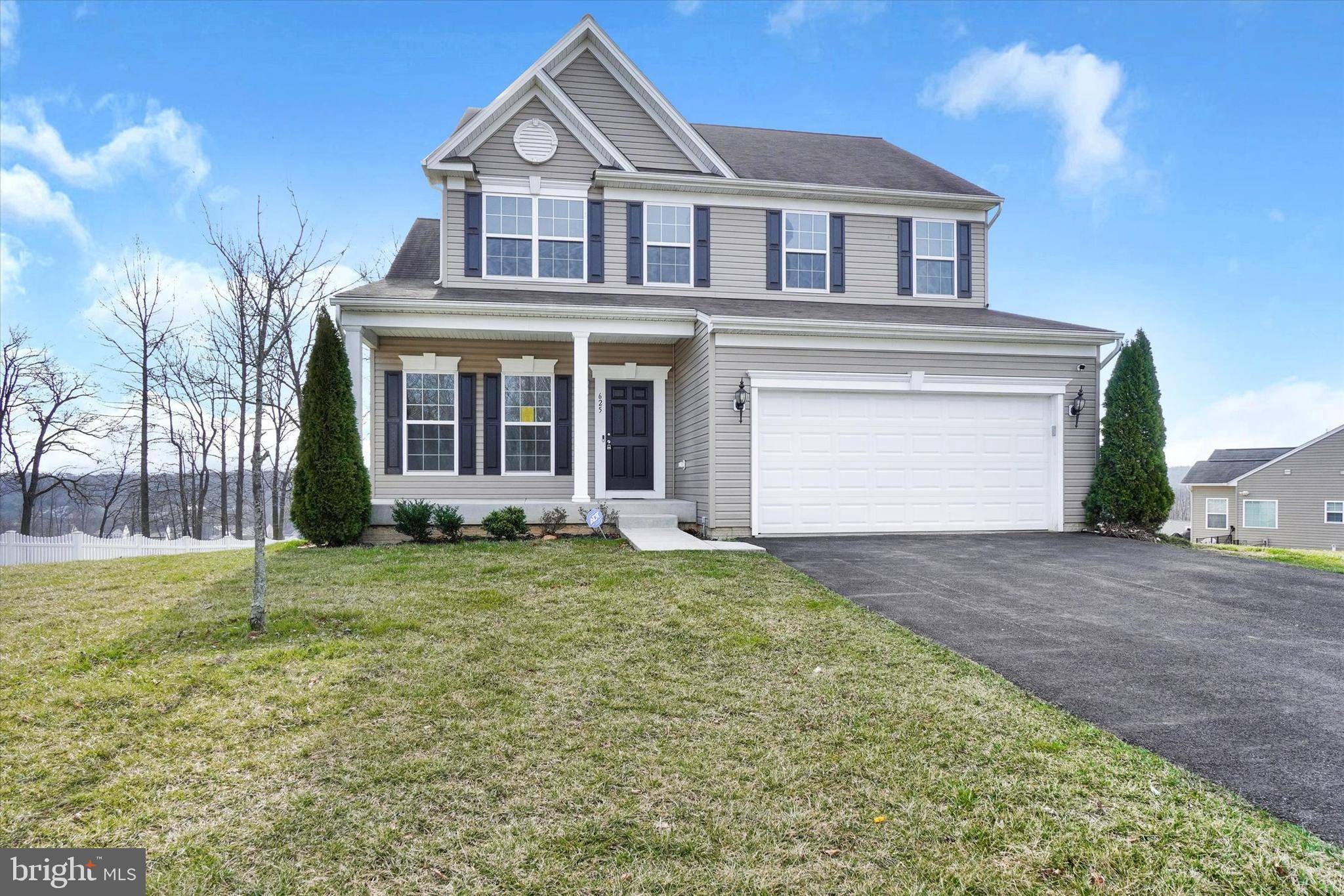 Delta, PA 17314,625 MISTY HILL DR