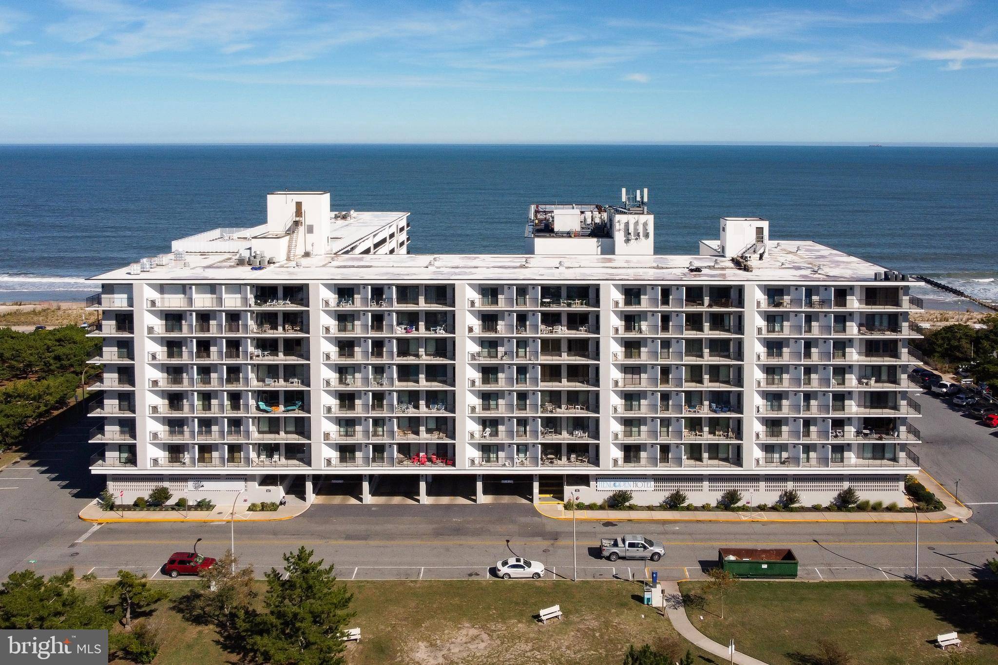 Rehoboth Beach, DE 19971,527 N BOARDWALK #320