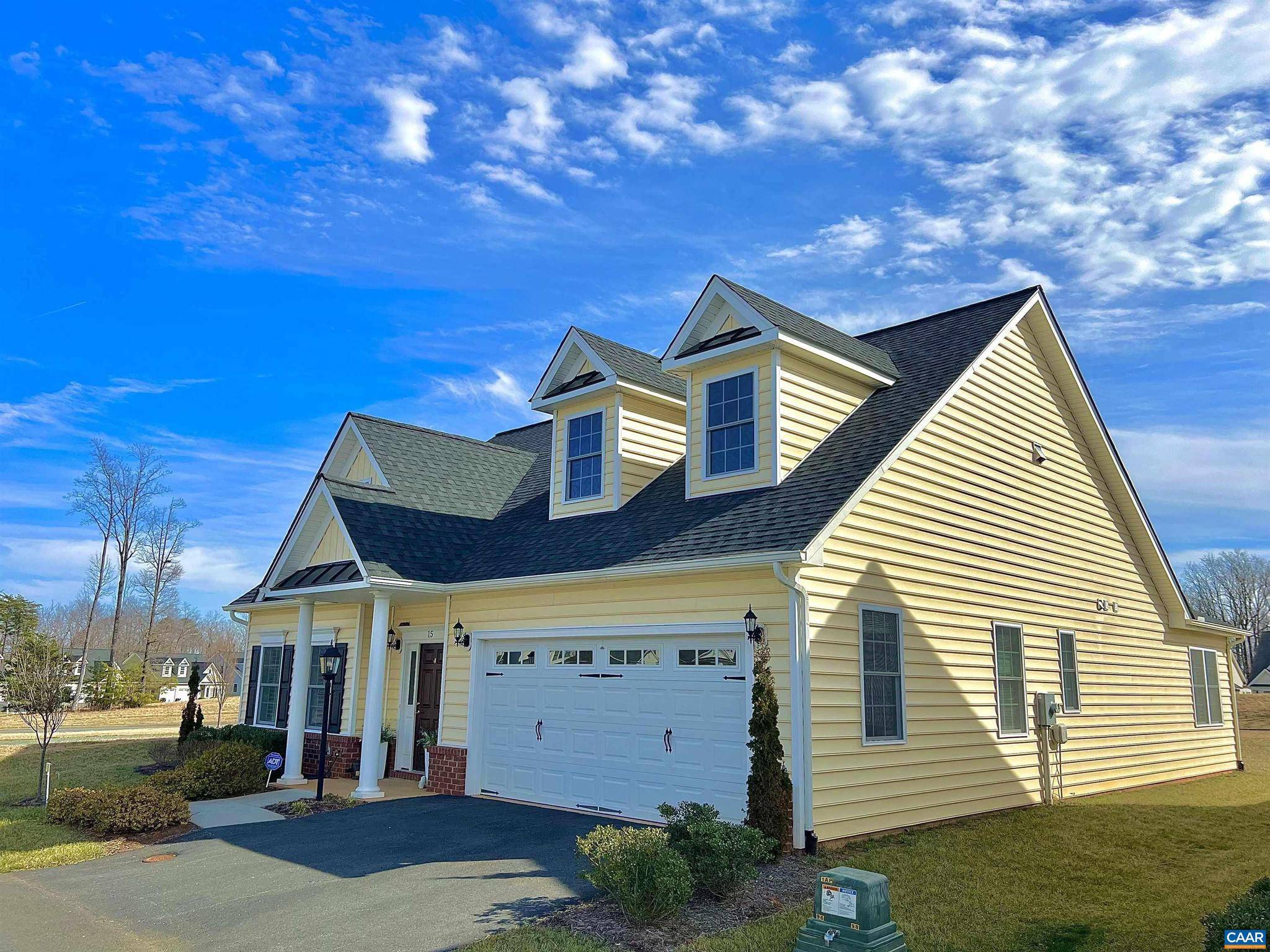 Palmyra, VA 22963,15 CRAPE MYRTLE DR