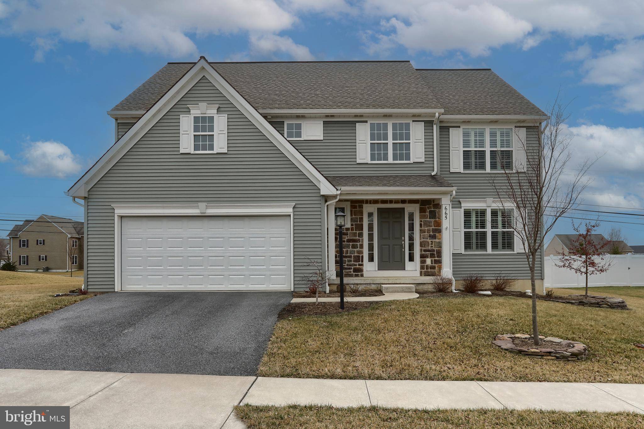 Annville, PA 17003,665 FIELDSTONE DR