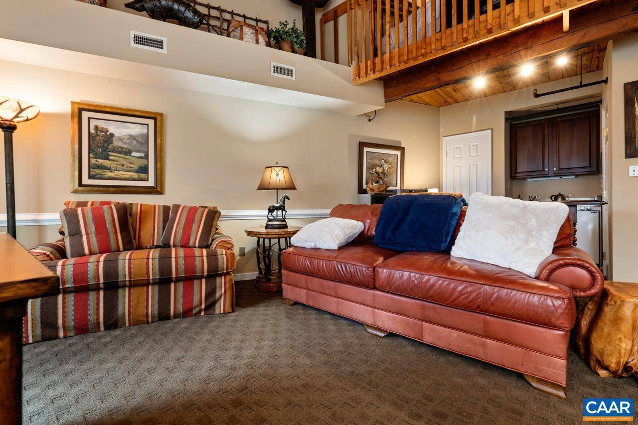 Wintergreen Resort, VA 22967,174 MOUNTAIN INN CONDOS