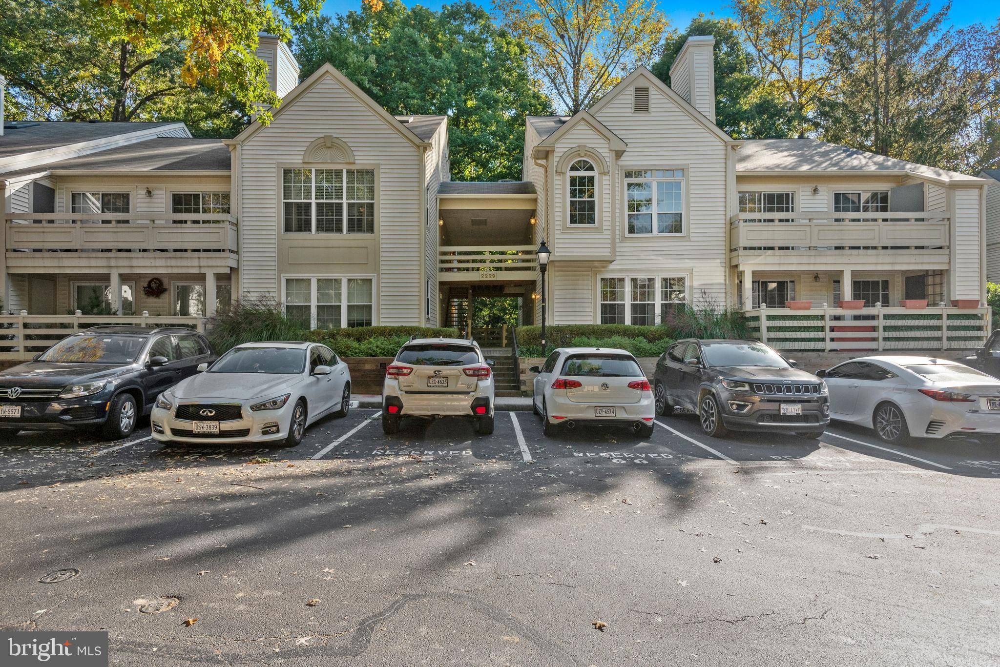 Reston, VA 20191,2229 LOVEDALE LN #308B