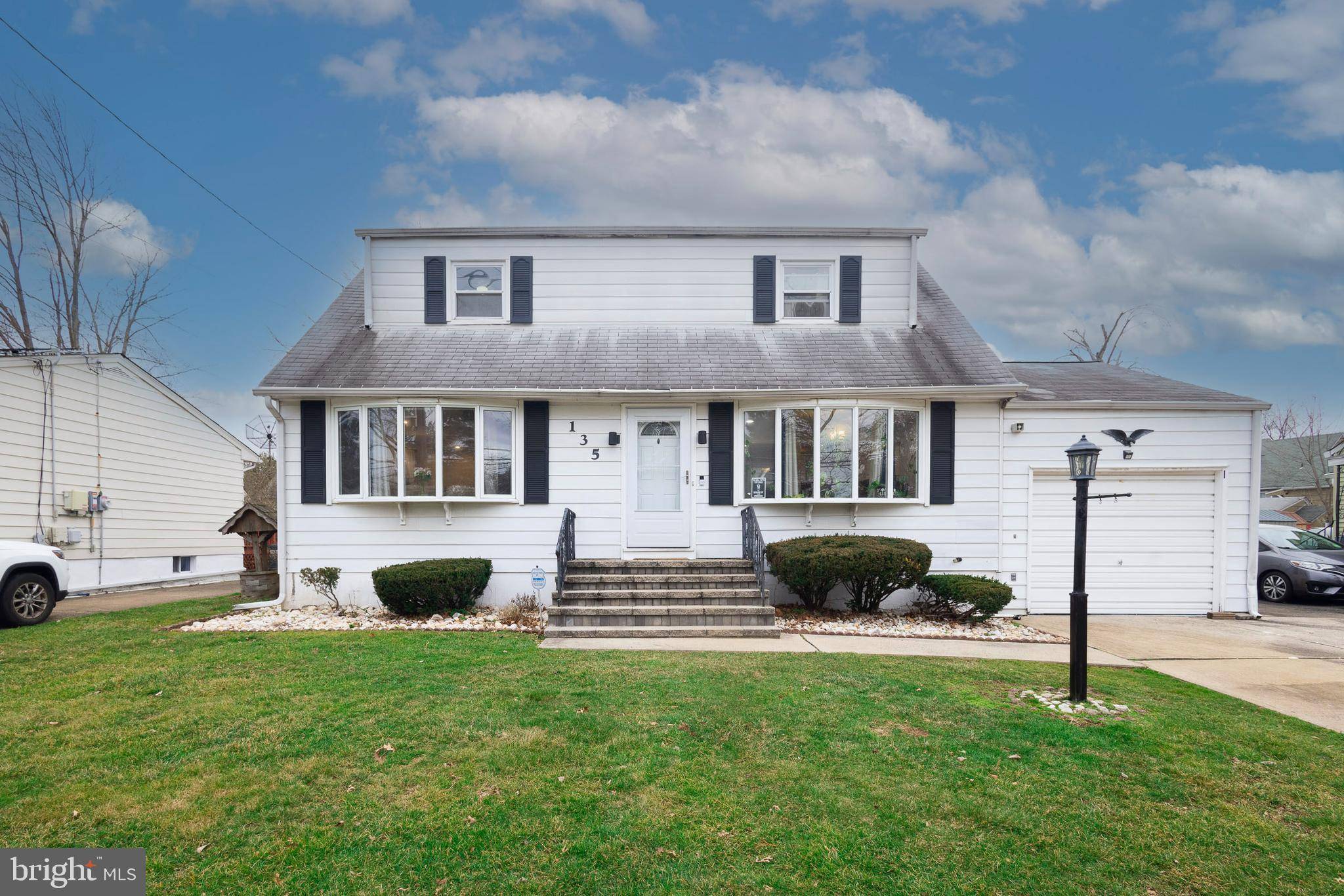 Ewing, NJ 08638,135 BUTTONWOOD DR