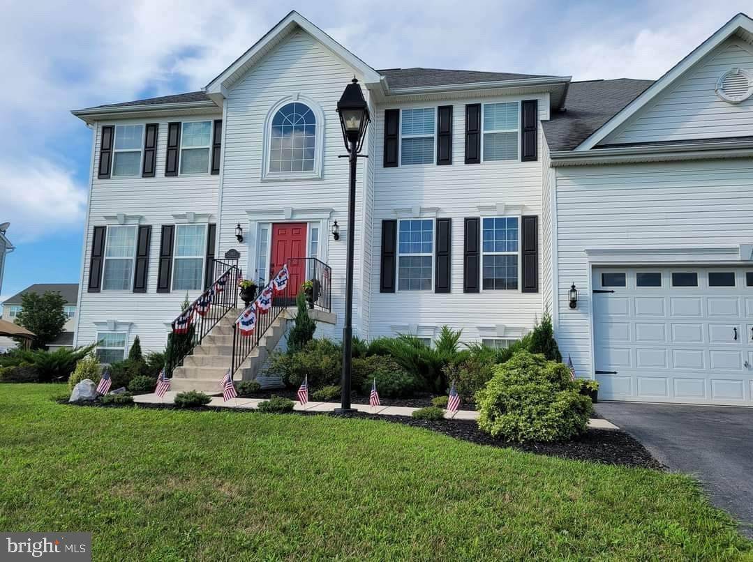 Greencastle, PA 17225,1143 E PEBBLEBROOK DRIVE