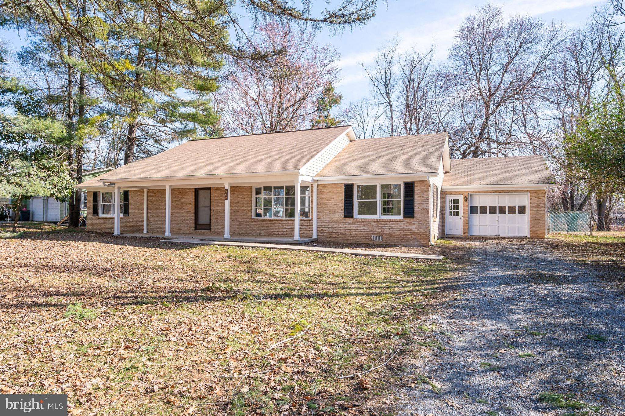 Charles Town, WV 25414,969 TUSCAWILLA DR