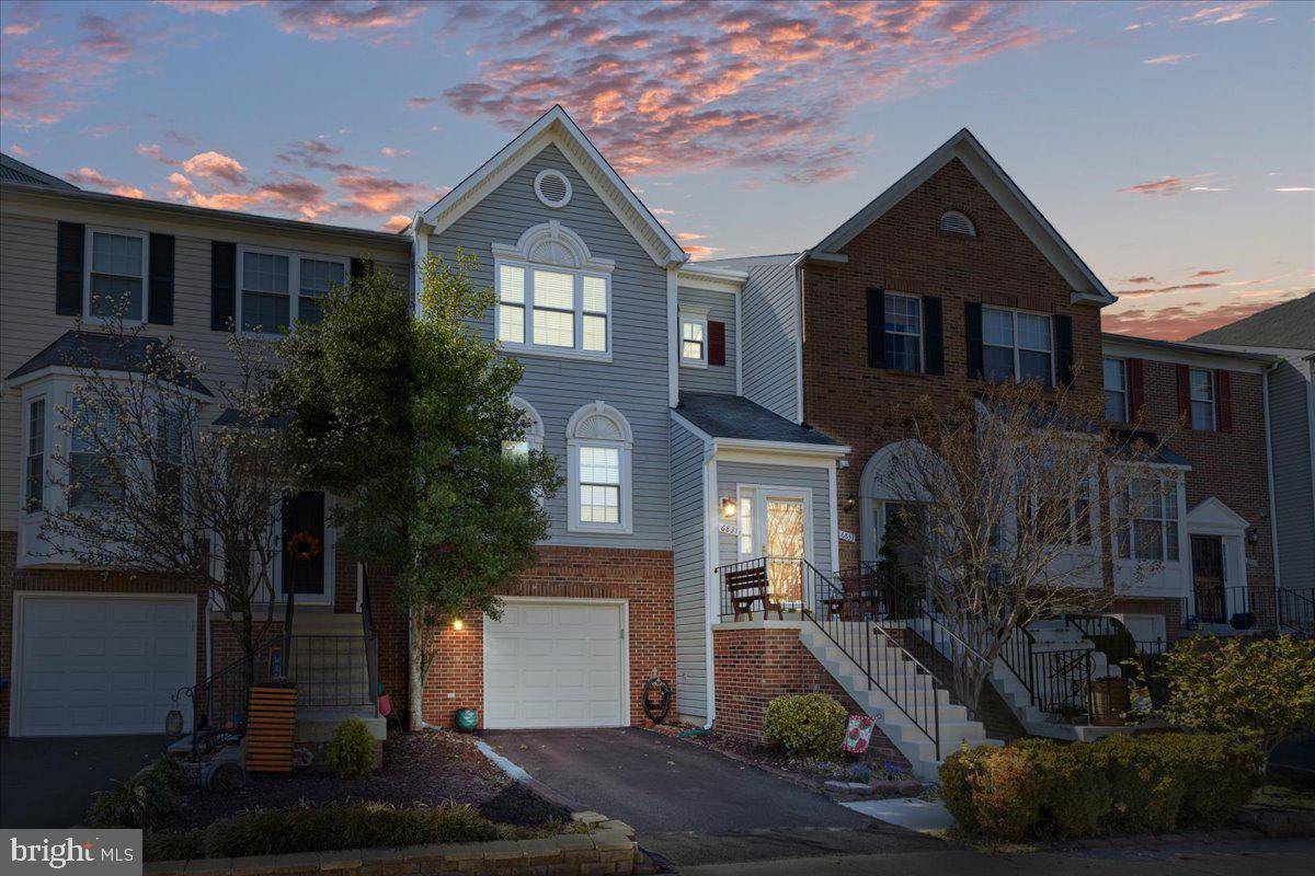 Centreville, VA 20121,6831 KERRYWOOD CIR