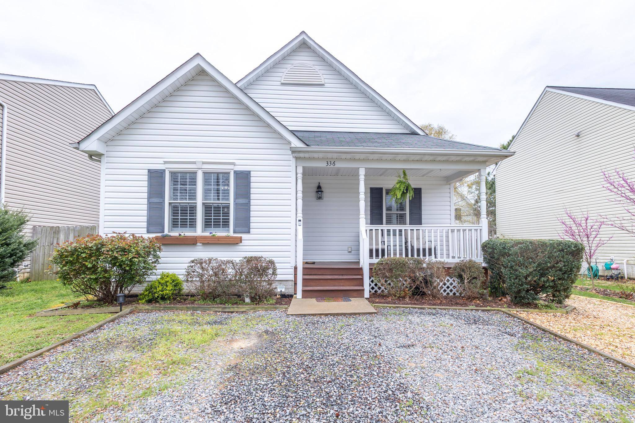 Colonial Beach, VA 22443,336 4TH ST