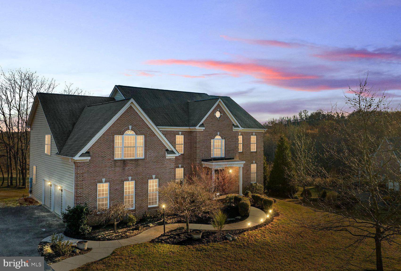 Round Hill, VA 20141,35451 AUTUMN RIDGE CT