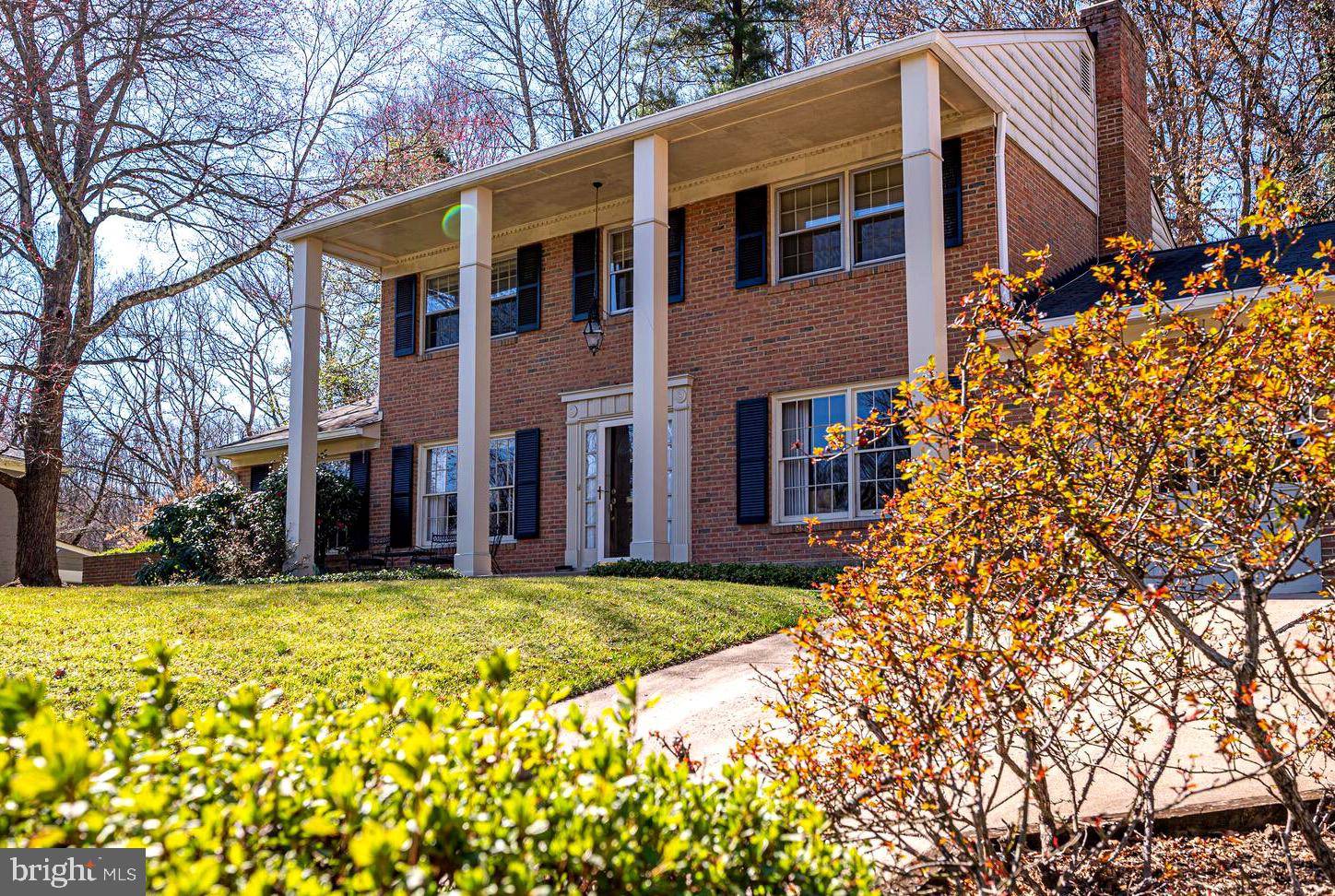 Mclean, VA 22101,1573 FOREST VILLA LN