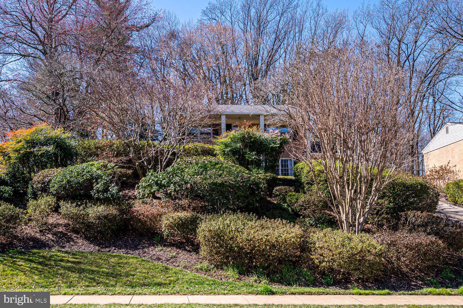 Mclean, VA 22101,1573 FOREST VILLA LN