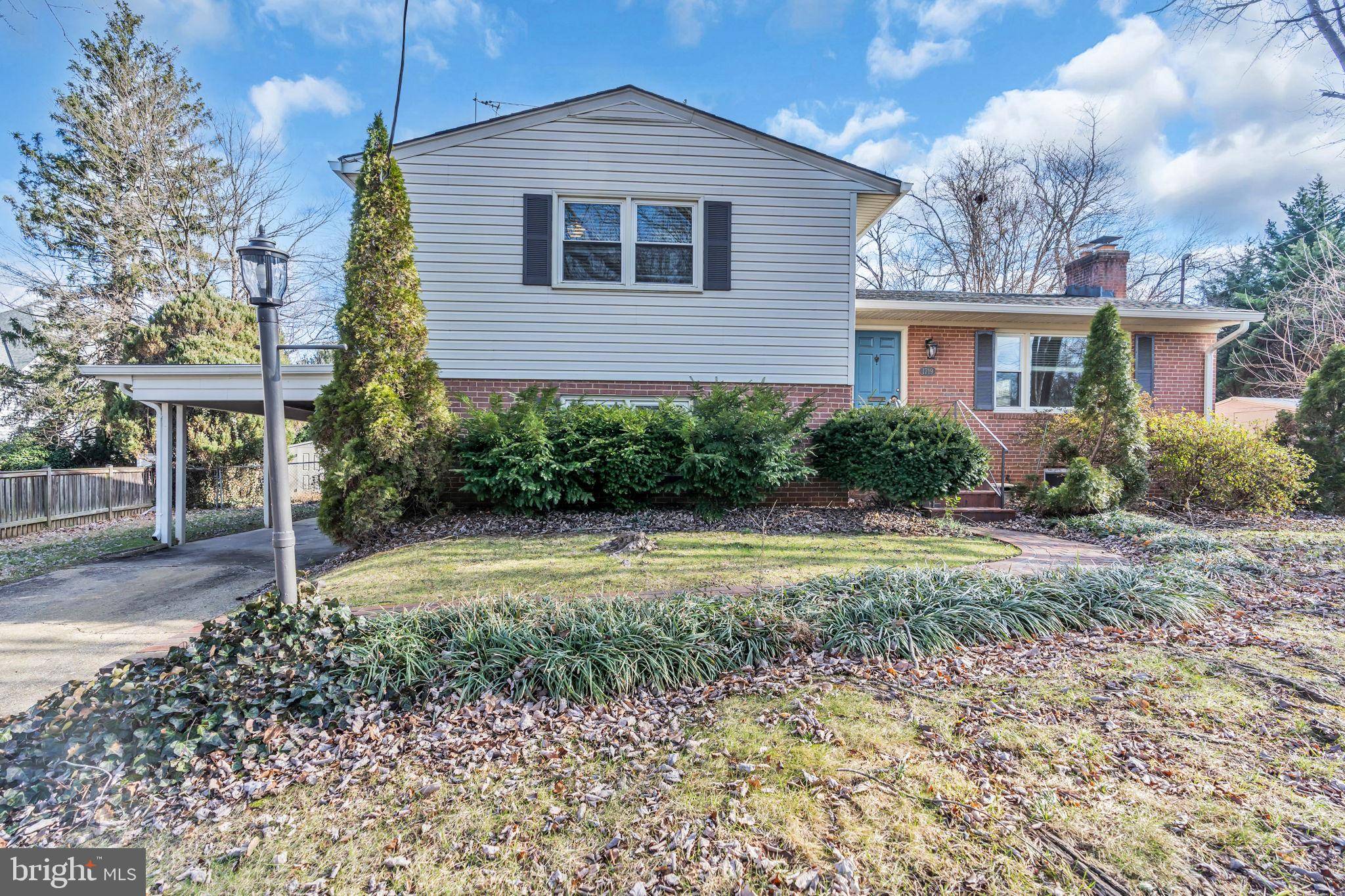 Mclean, VA 22101,1719 LINWOOD PL