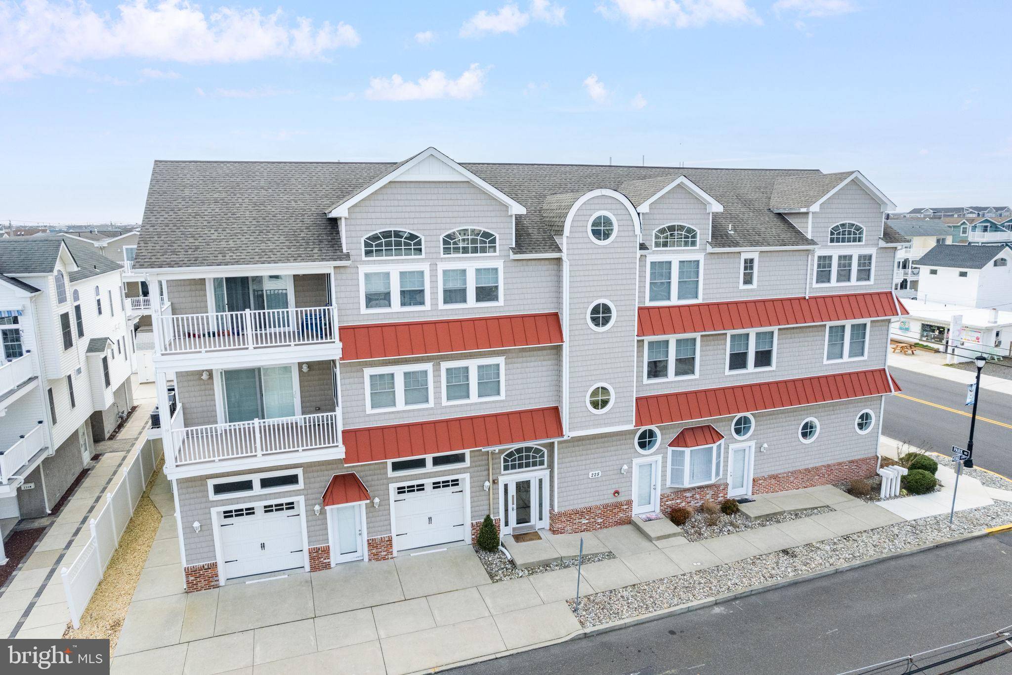 Sea Isle City, NJ 08243,228 43RD ST #202