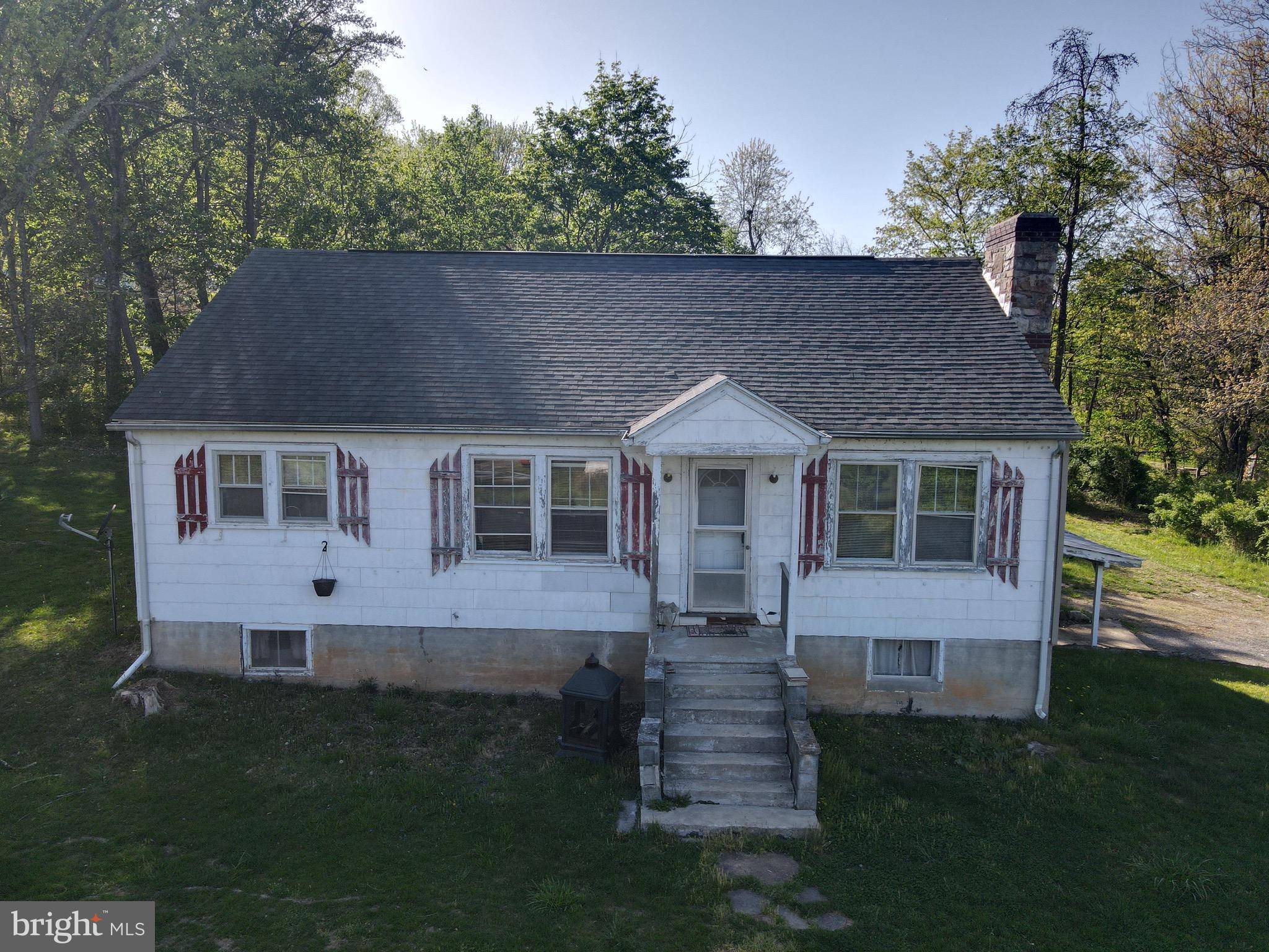 Great Cacapon, WV 25422,356 ROCKFORD RD