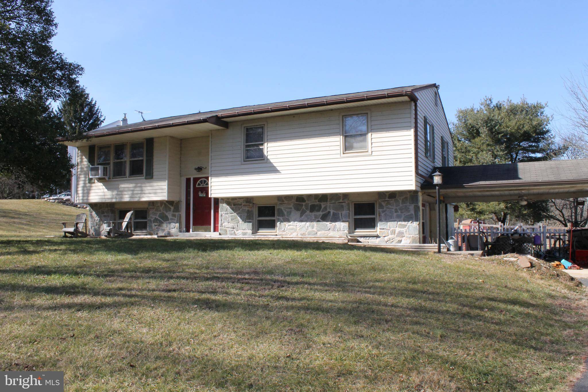 Perkiomenville, PA 18074,315 TOWNSHIP LINE RD