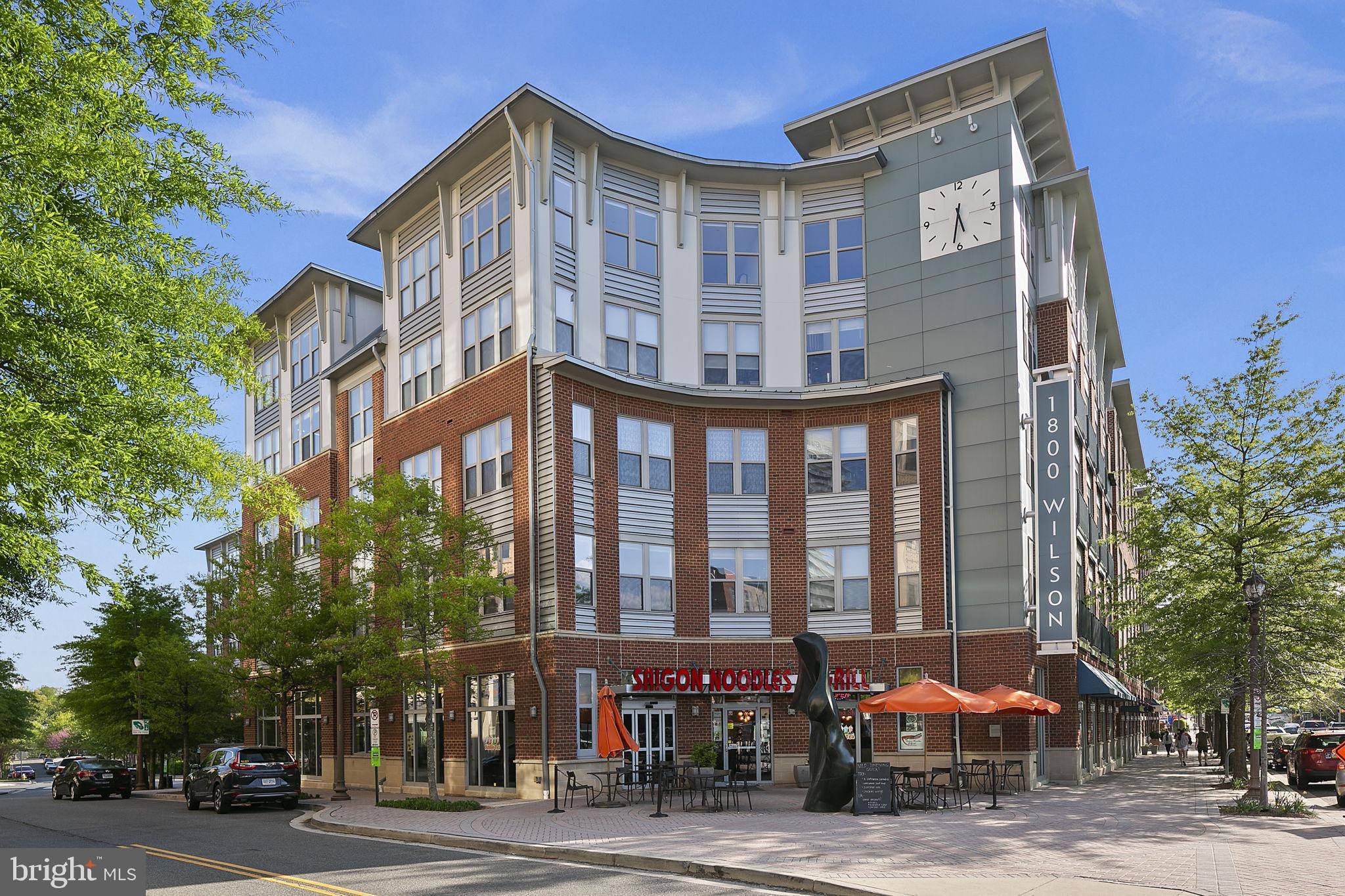 Arlington, VA 22201,1800 WILSON BLVD #348