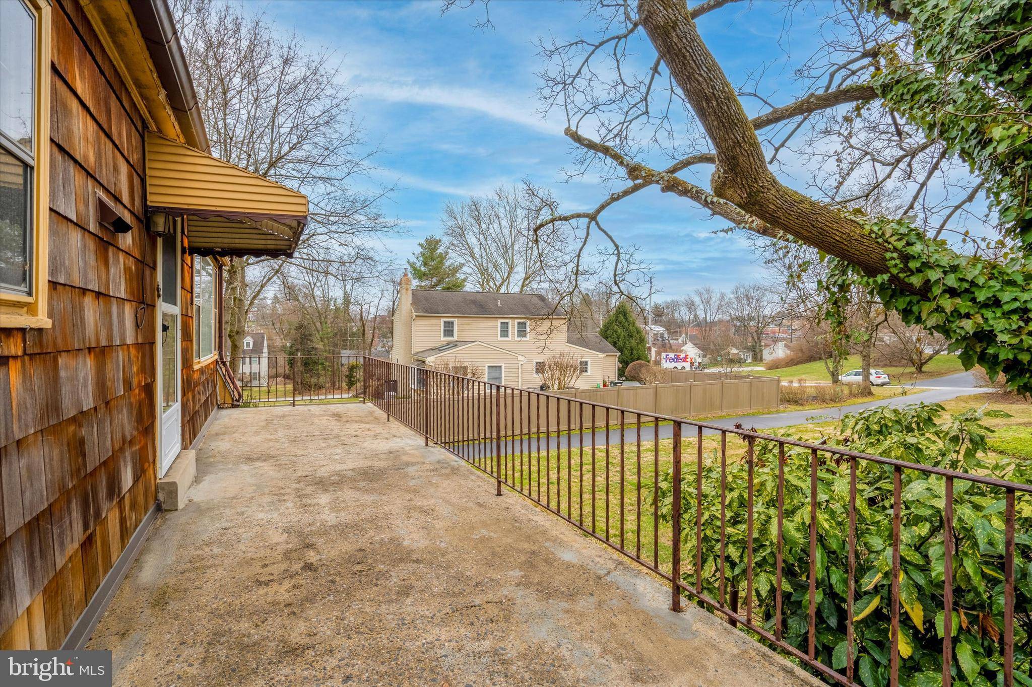 Newtown Square, PA 19073,103 TYSON RD