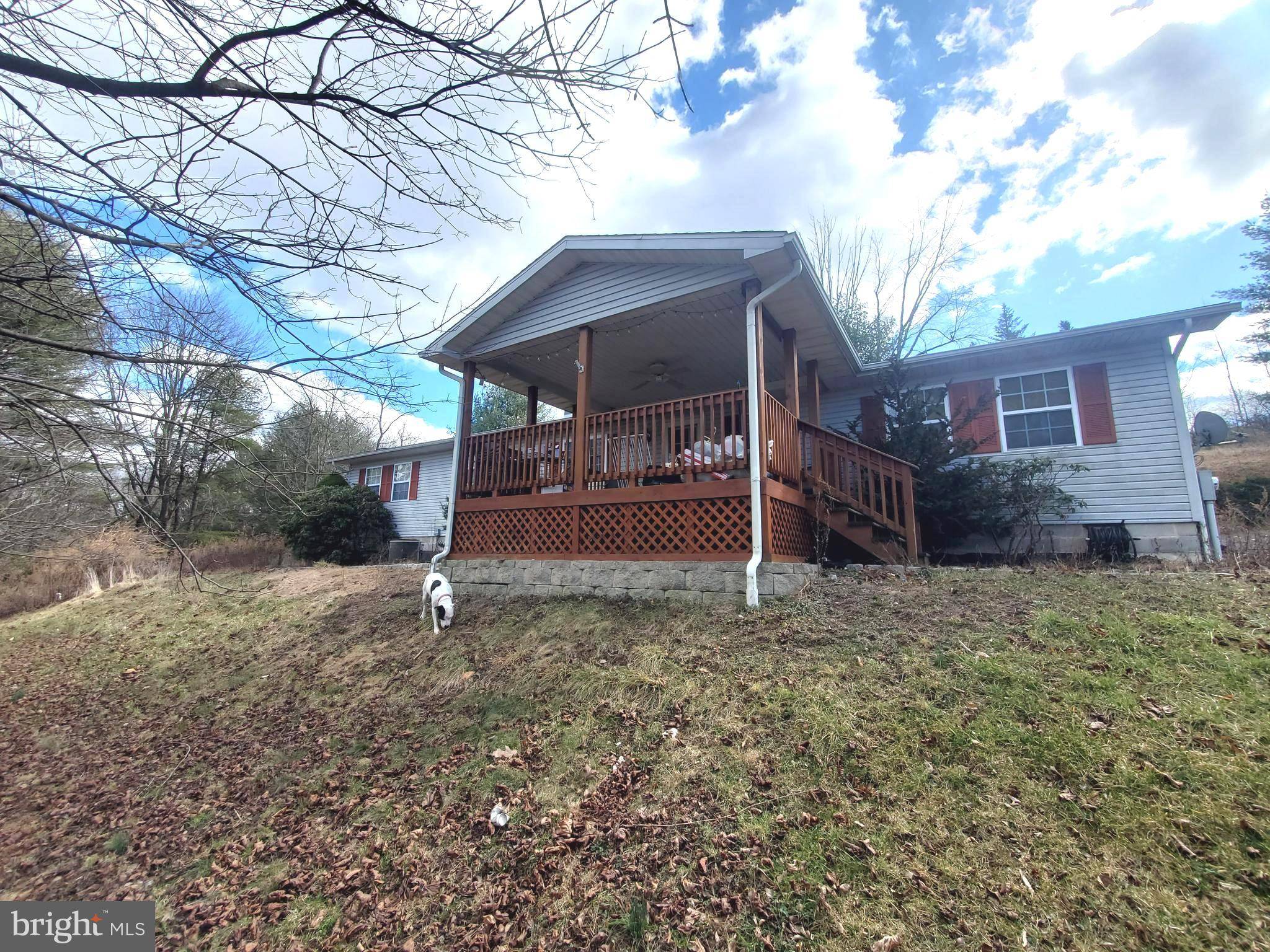 Pottsville, PA 17901,41 BEACH LN