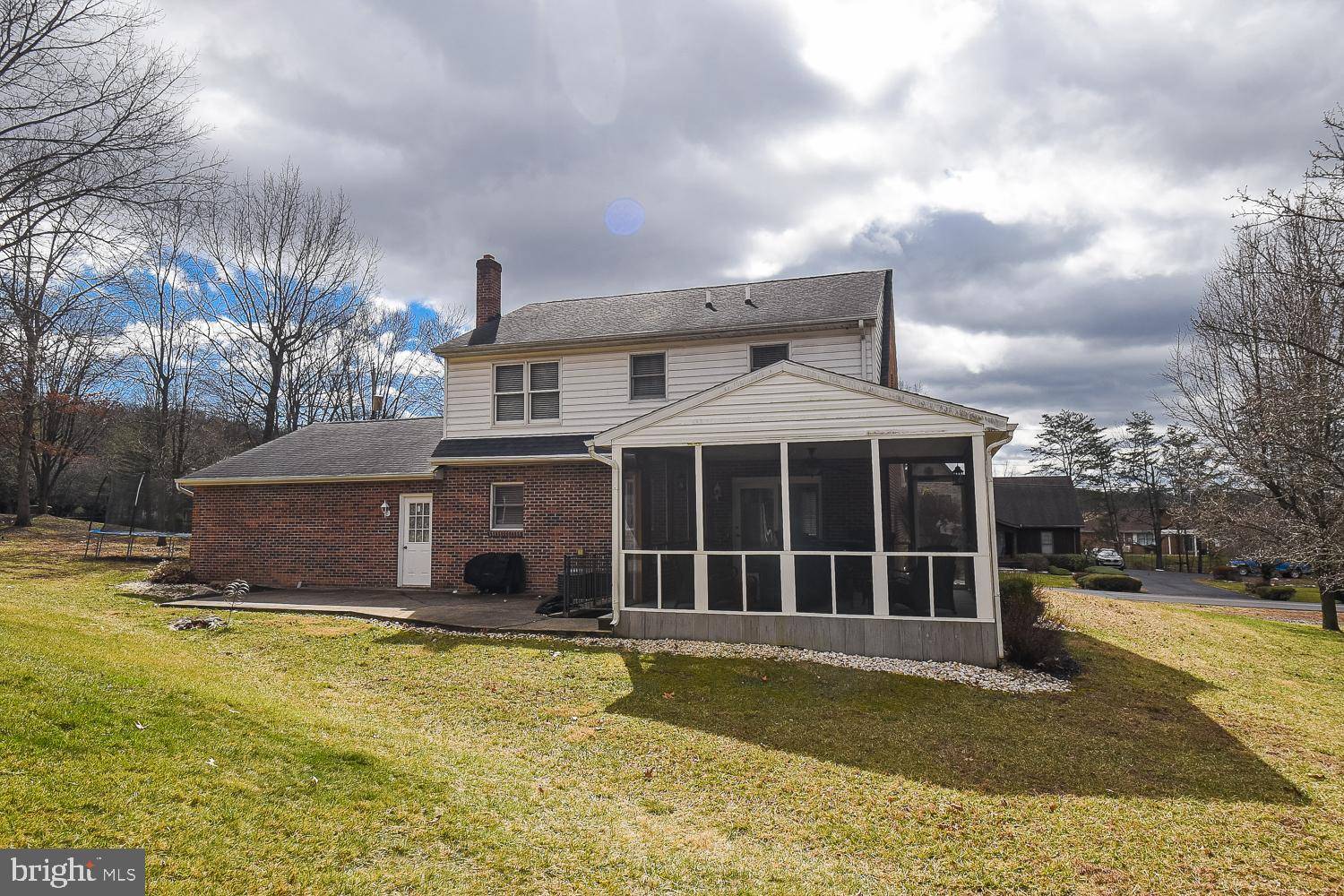 Fort Ashby, WV 26719,476 LEON DR