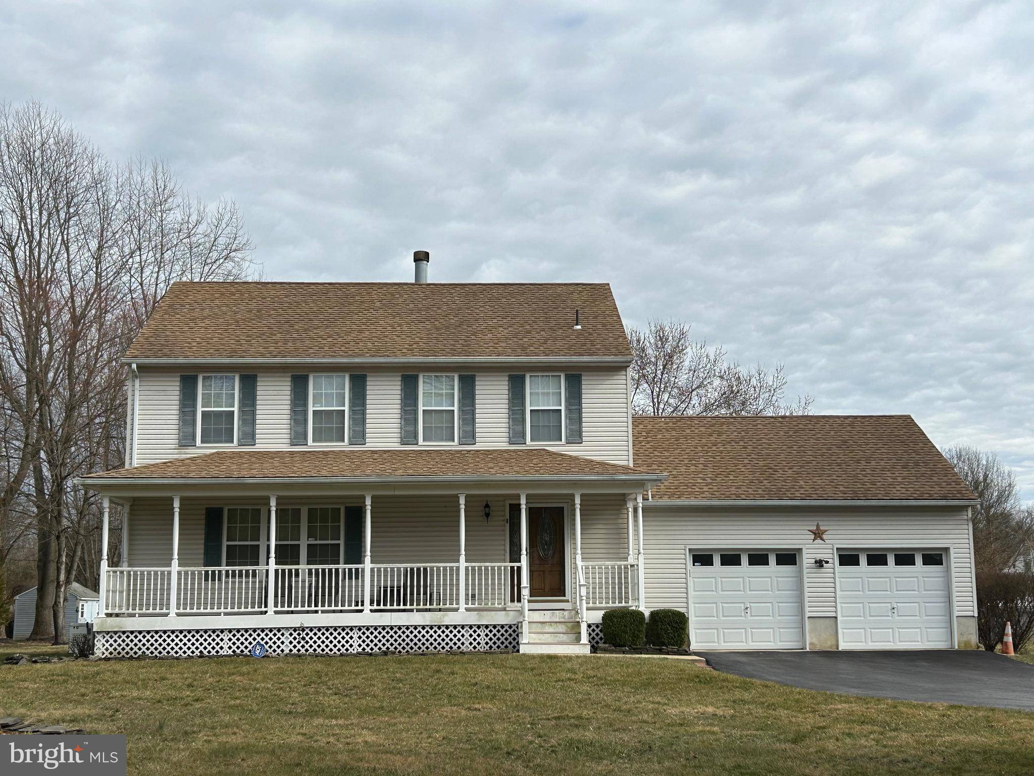 Wrightstown, NJ 08562,8 FIELD CT