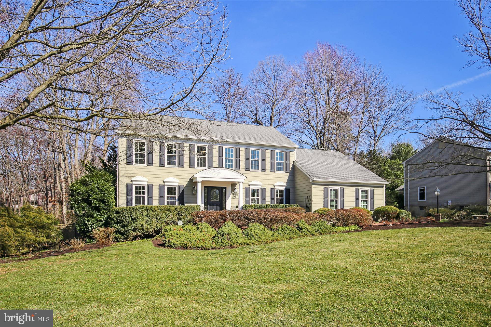 Oakton, VA 22124,10868 MEADOW POND LN