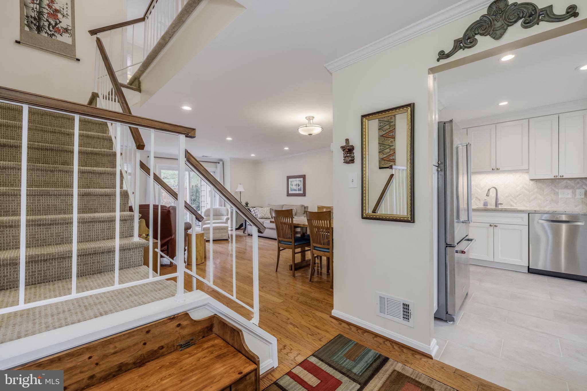 Alexandria, VA 22315,7408 HOUNDSBURY CT